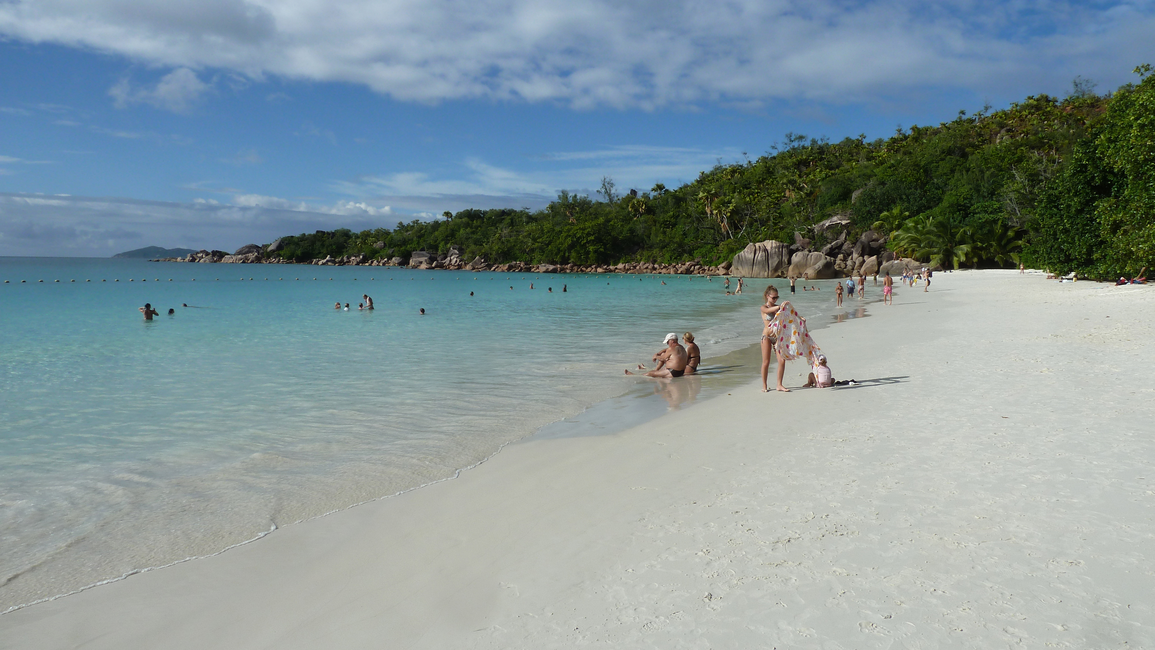 รูปถ่าย เซเชลส์(Seychelles) อ่าวอ็องส์ลาซิโอ(Anse Lazio) 2011-10 23