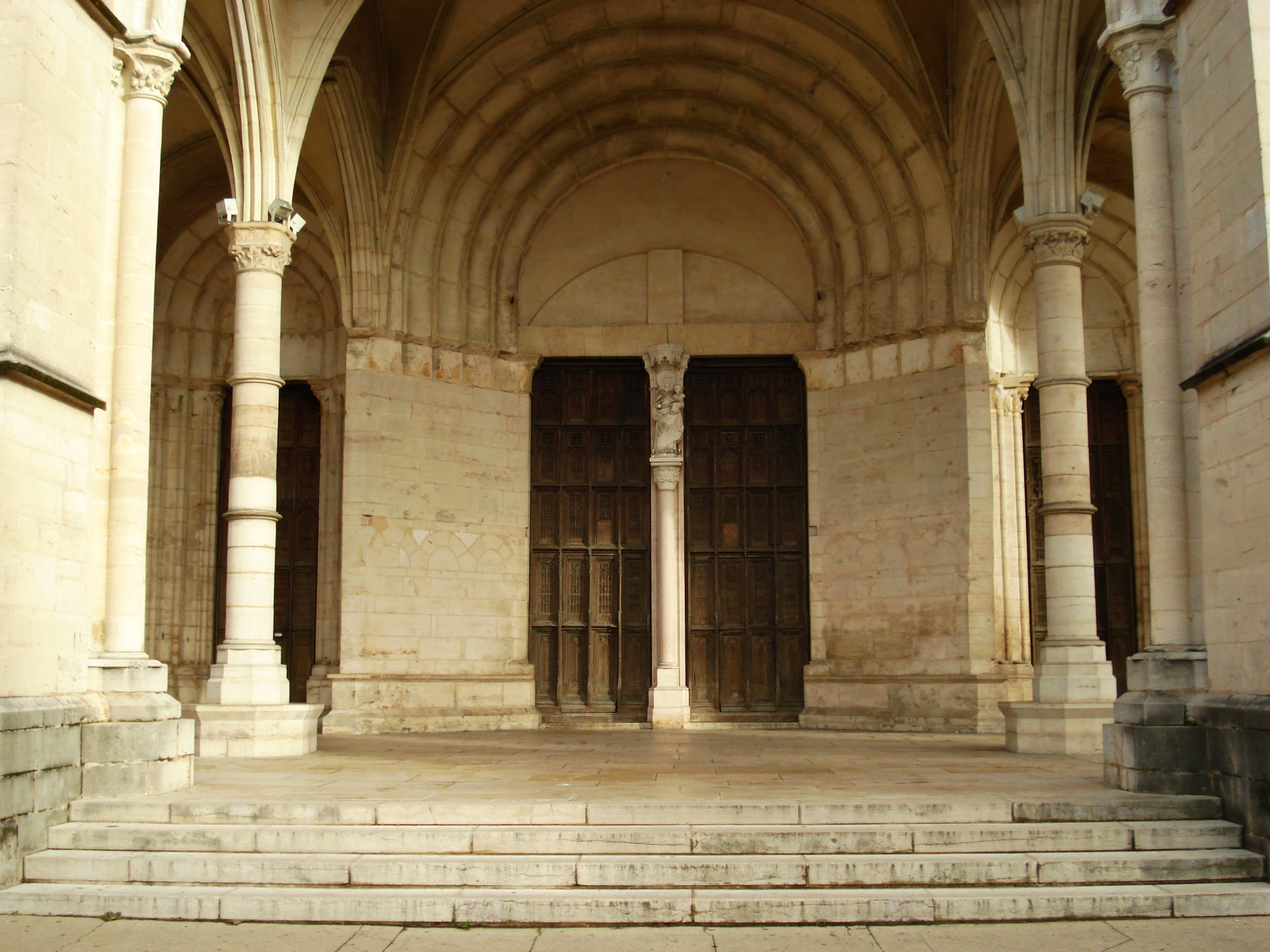 รูปถ่าย ฝรั่งเศส(France) โบนเนอ(Beaune) 2007-01 102