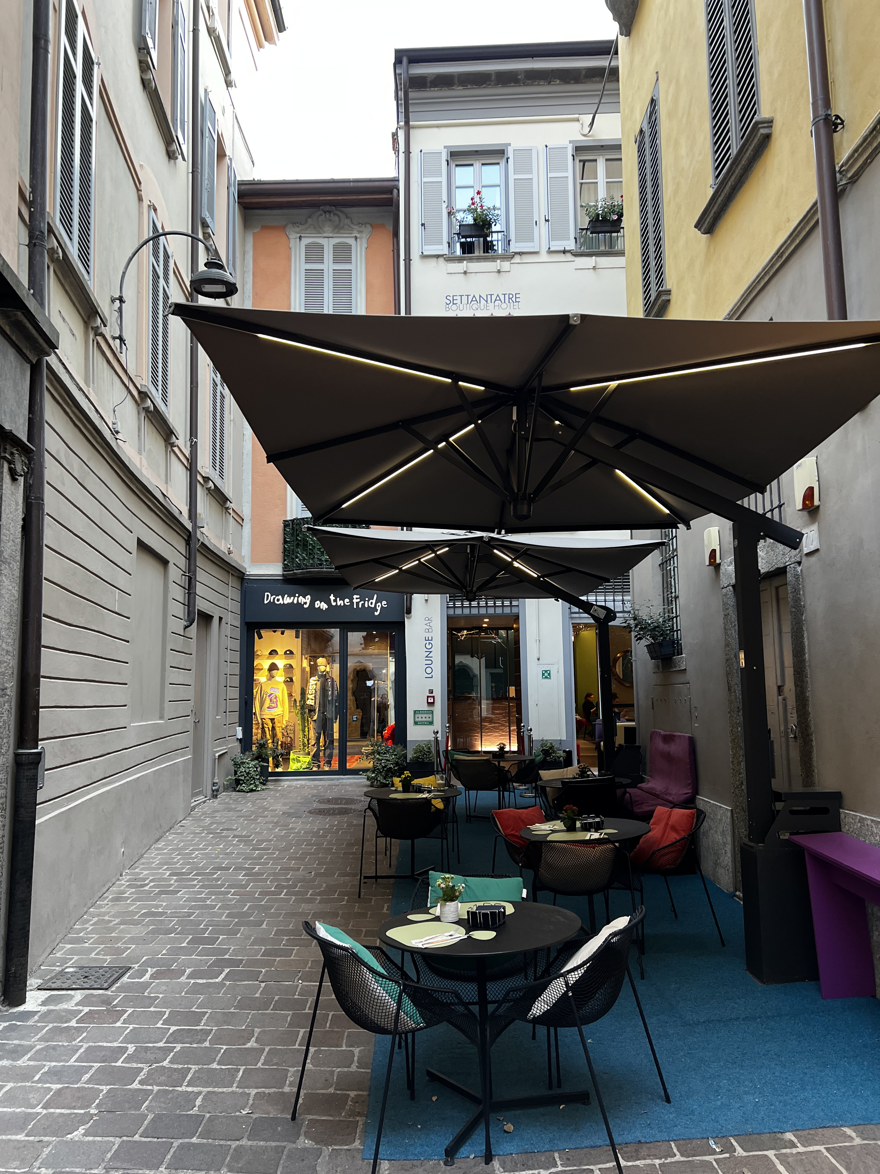 รูปถ่าย อิตาลี(Italy) โคโม(Como) 2023-10 64