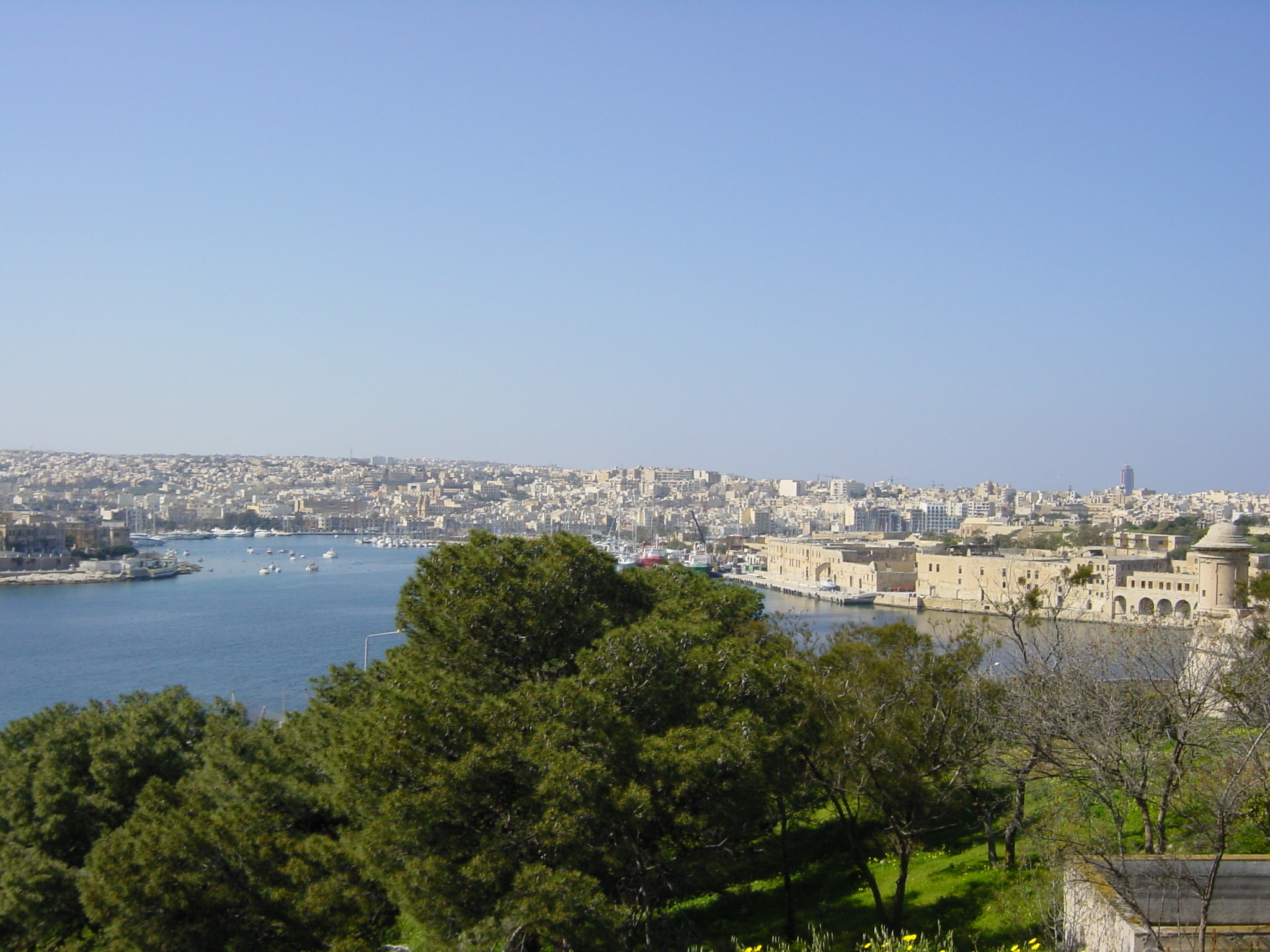 รูปถ่าย มอลตา(Malta) โรงแรมเลอเมอริเดียน ฟีนิเชีย(Le Meridien Phoenicia Hotel) 2003-03 9