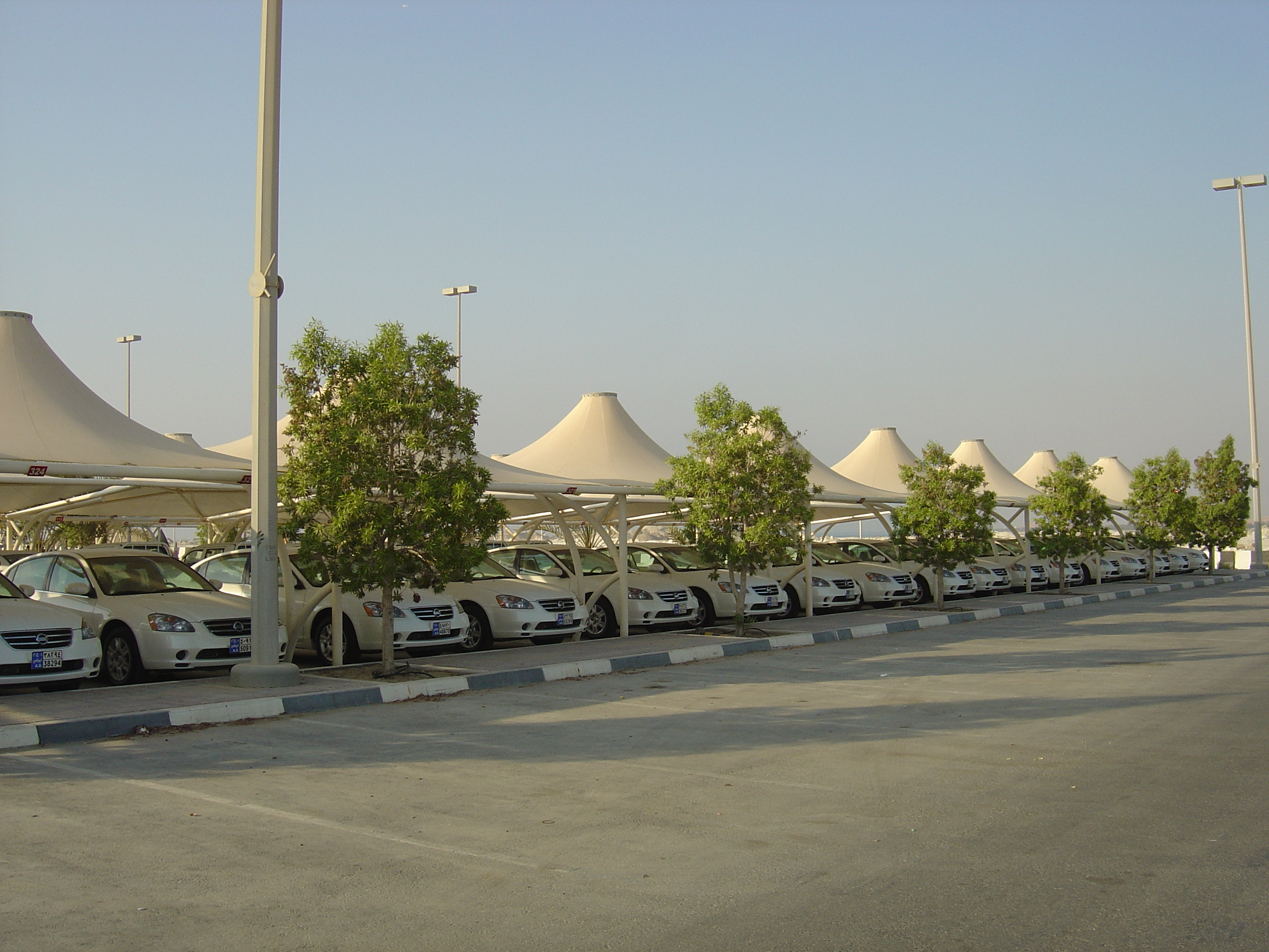 รูปถ่าย สหรัฐอาหรับเอมิเรตส์(United Arab Emirates) อาบูดาบี(Abu Dhabi) 2005-09 70