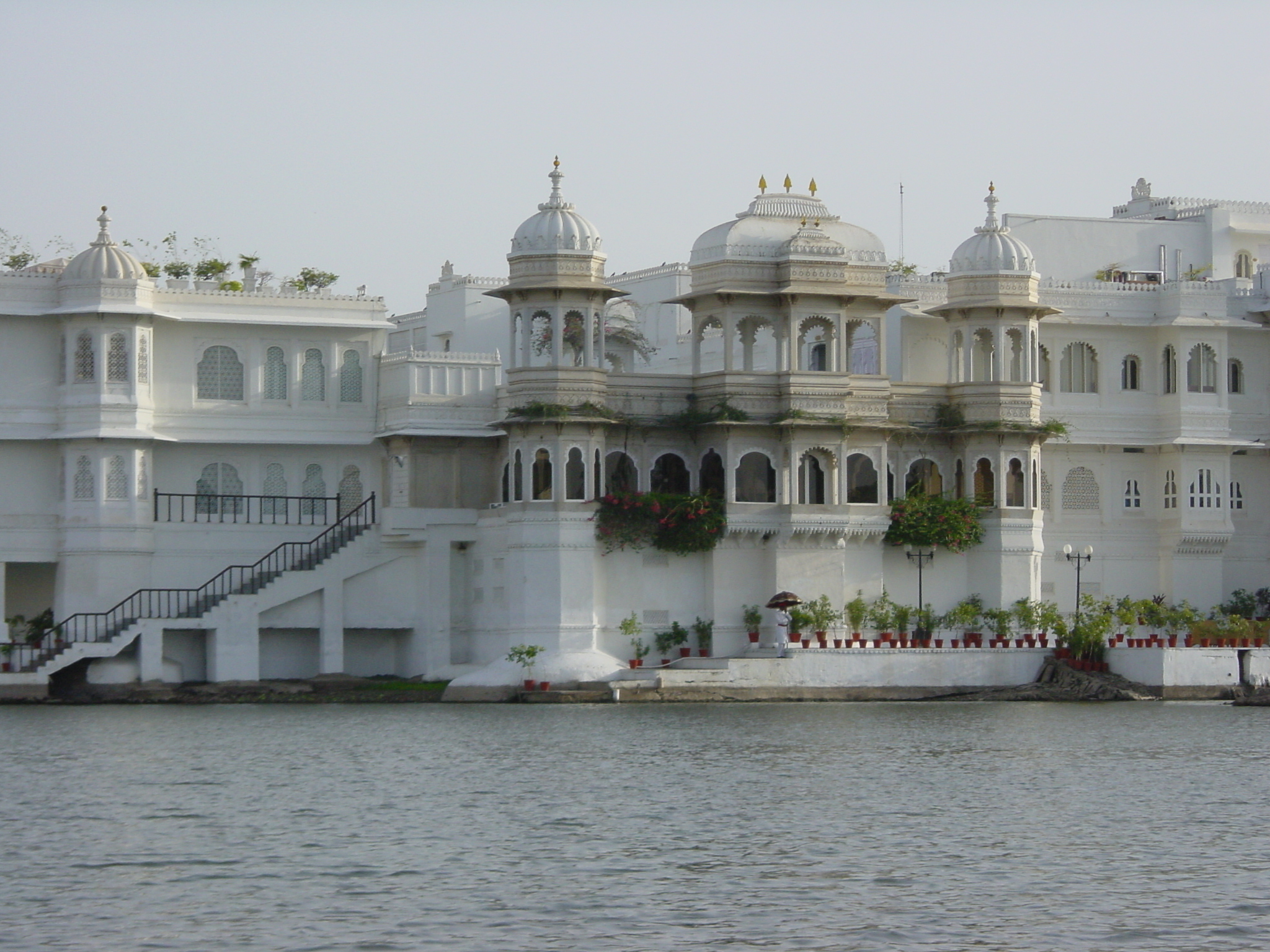 รูปถ่าย อินเดีย(India) อูไดปูร์(Udaipur) โรงแรมเลคพาเลซ(Lake Palace Hotel) 2003-05 56