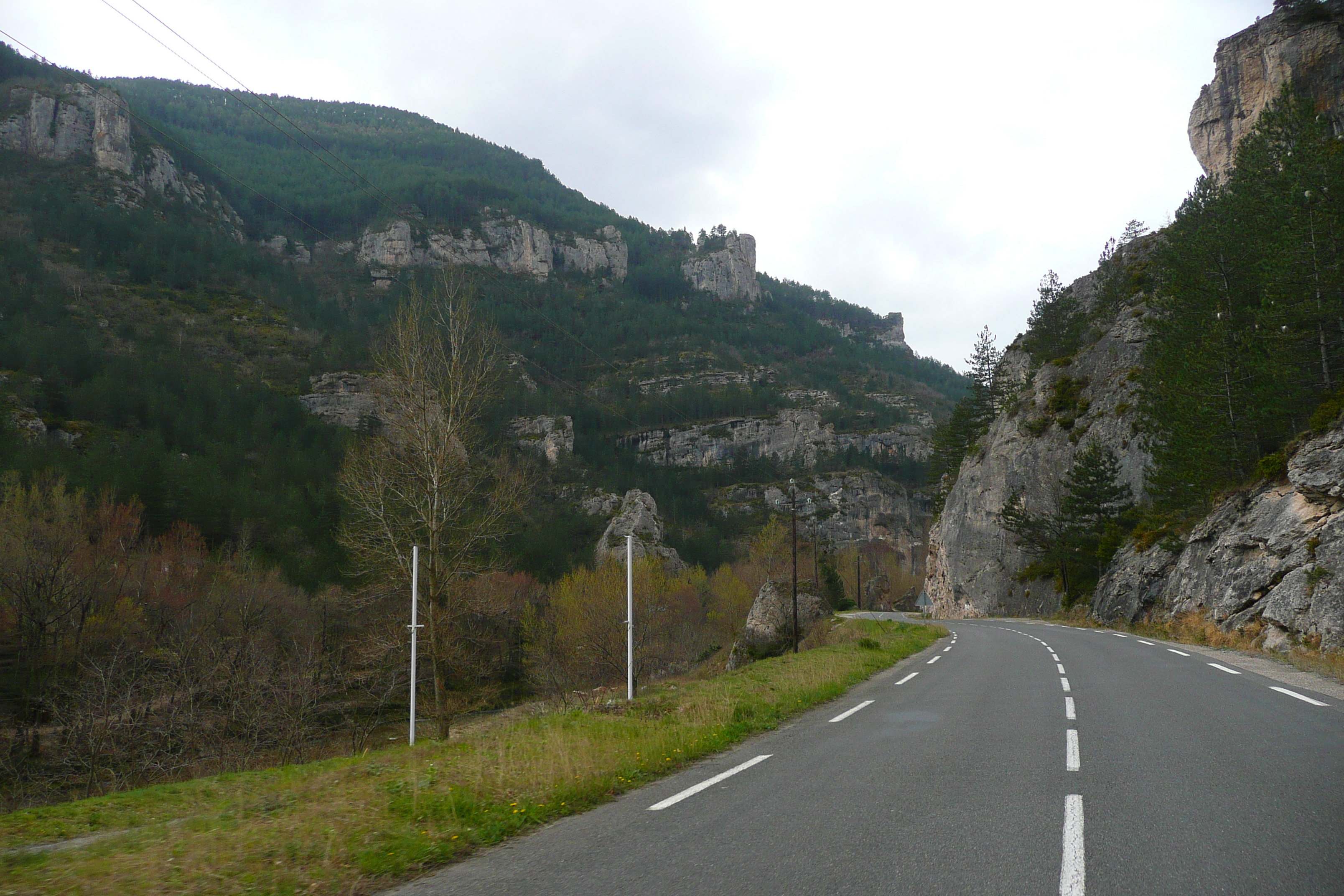 รูปถ่าย ฝรั่งเศส(France) แม่น้ำตาร์น(Tarn river) 2008-04 0