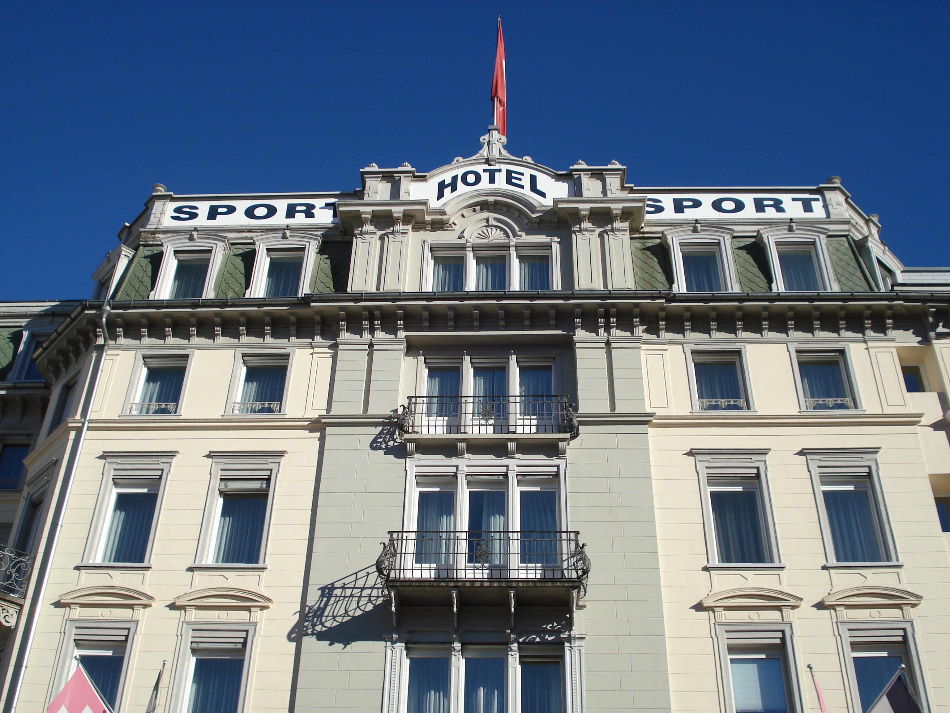 รูปถ่าย สวิสเซอร์แลนด์(Switzerland) ปองเทรซีน่า(Pontresina) 2007-01 117