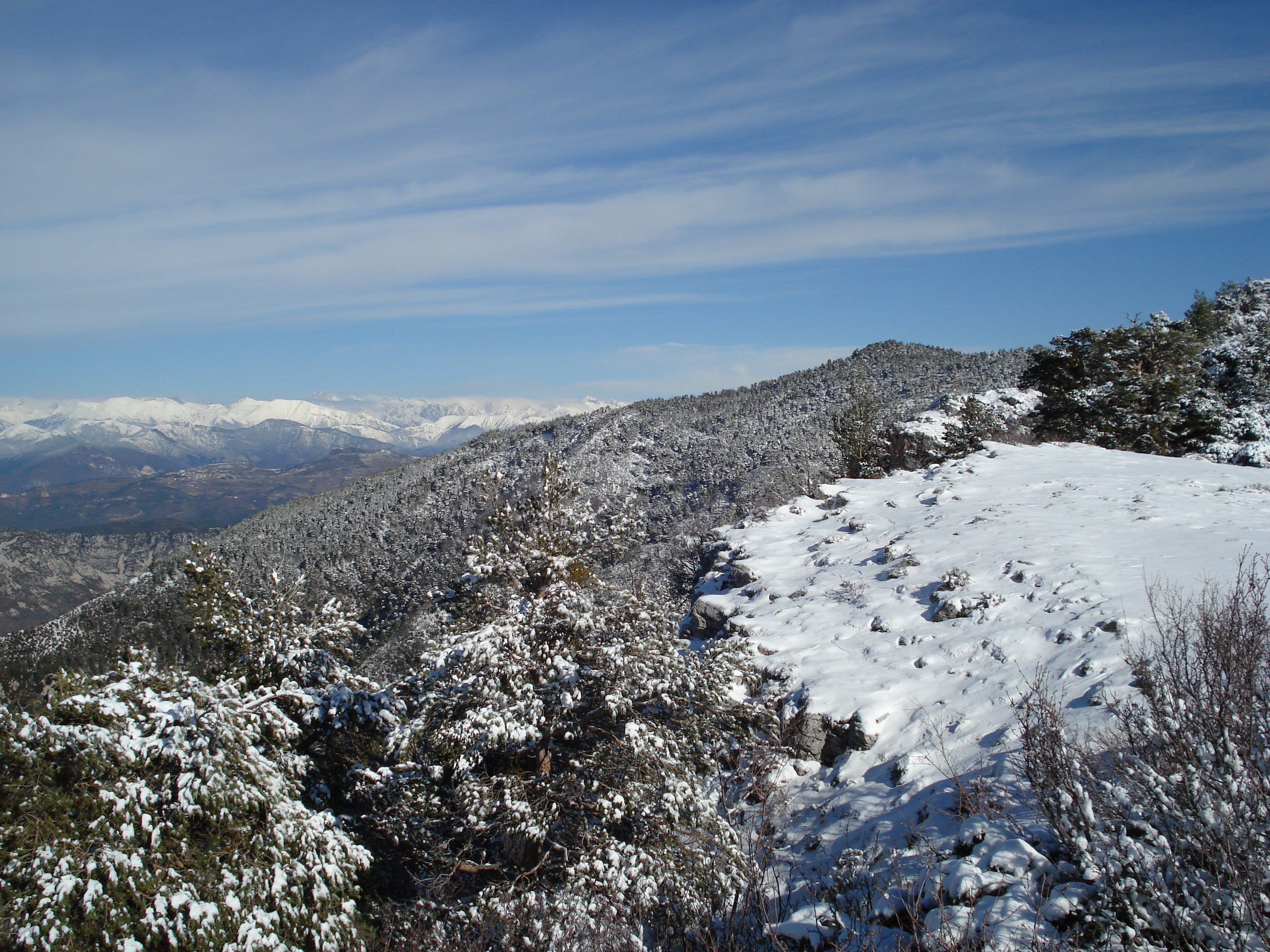 รูปถ่าย ฝรั่งเศส(France) ถนนจากกูร์เซกูลไปเกรโอลีแยร์-เล-เนจ(Coursegoule to Greolieres les neiges road) 2007-01 50