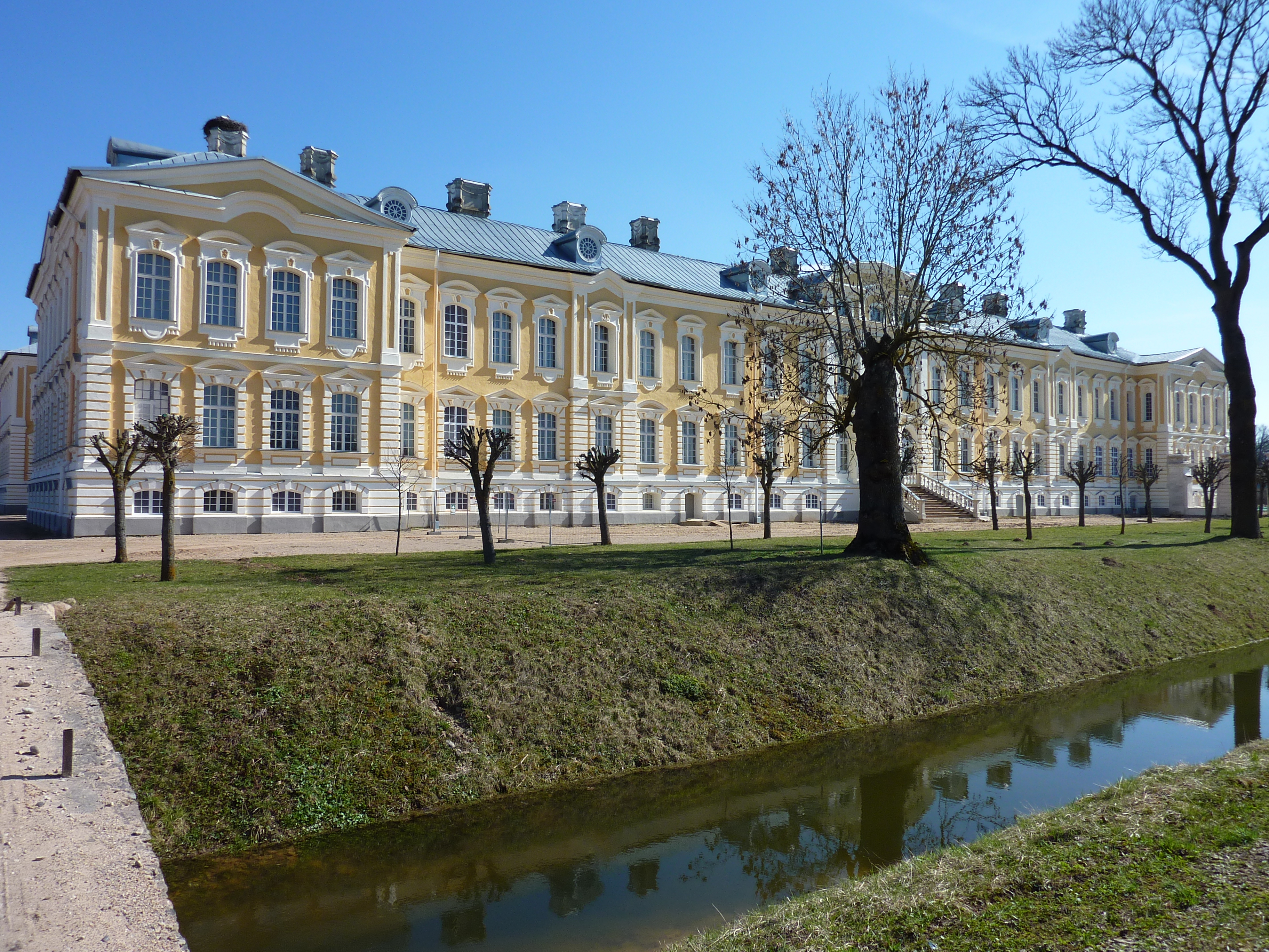 รูปถ่าย ลัตเวีย(Latvia) พระราชวังรุนดาเล(Rundale Palace) 2009-04 70