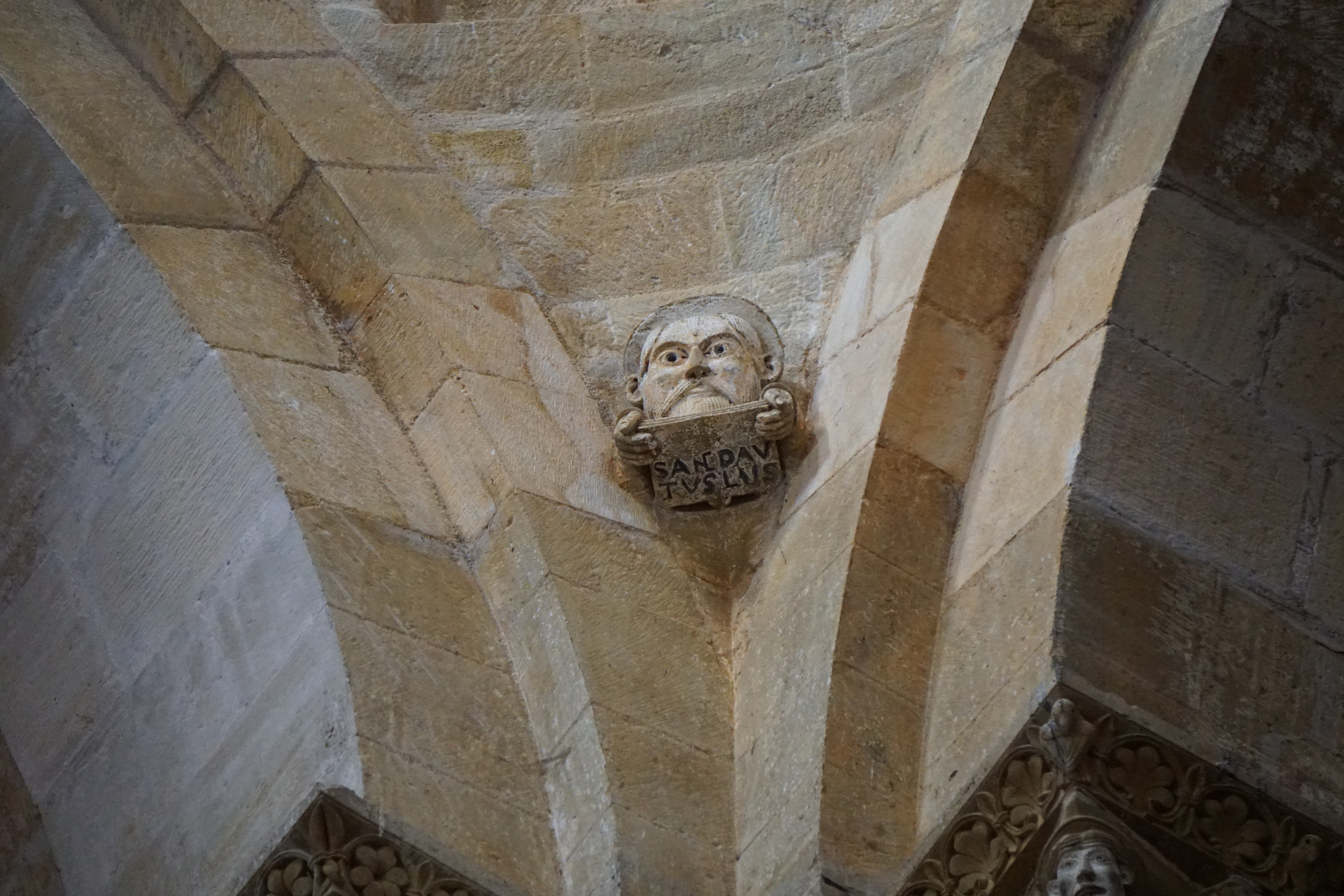 รูปถ่าย ฝรั่งเศส(France) กงก์(Conques) โบสถ์แซ็งต์-ฟัว เดอ กงก์(Abbatiale Sainte-Foy de Conques) 2018-04 22
