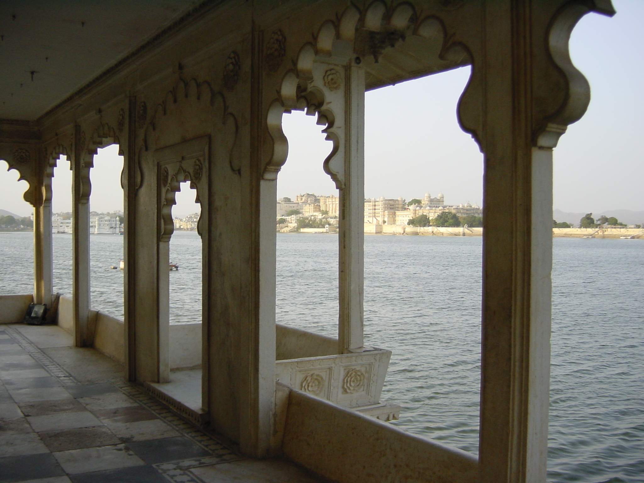 รูปถ่าย อินเดีย(India) อูไดปูร์(Udaipur) 2003-05 30