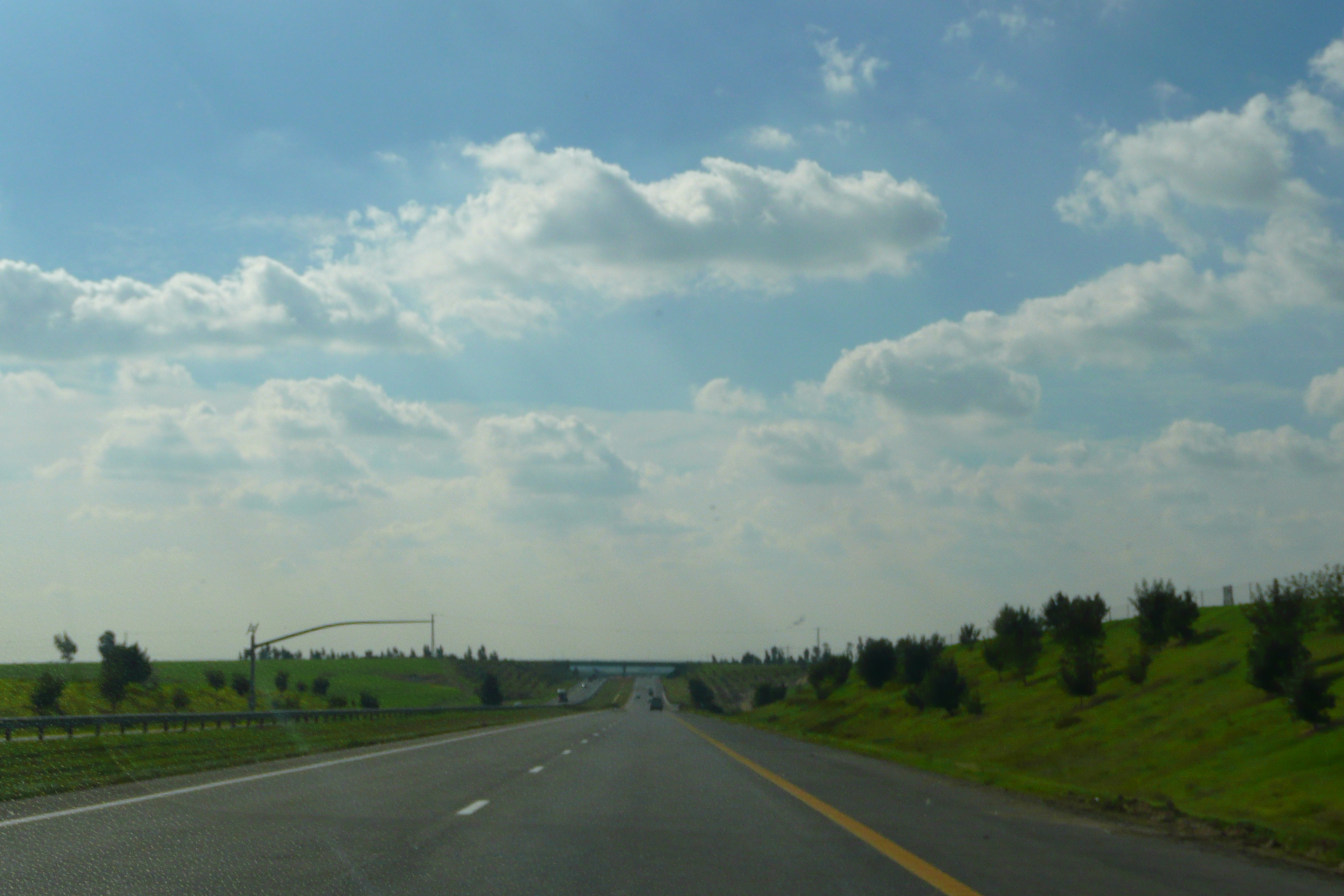 รูปถ่าย อิสราเอล(Israel) ถนนจากเทลอาวีฟไปเบเออร์เชบา(Tel Aviv to Beer Sheva road) 2007-12 19
