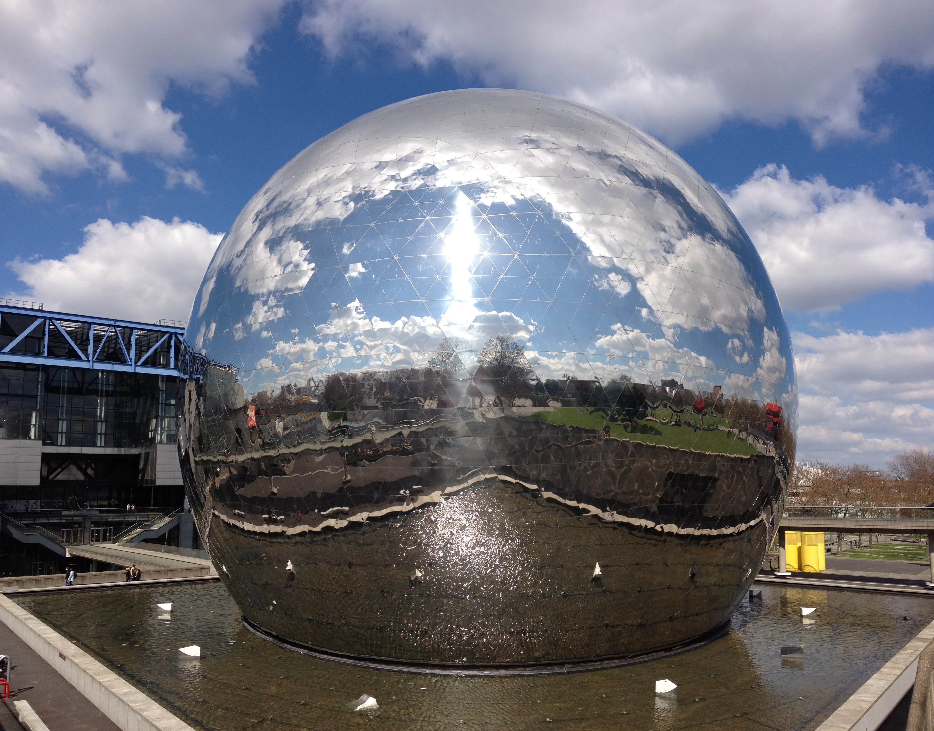 รูปถ่าย ฝรั่งเศส(France) ปารีส(Paris) สวนลาวีแล็ต(La Villette Park) 2015-04 22