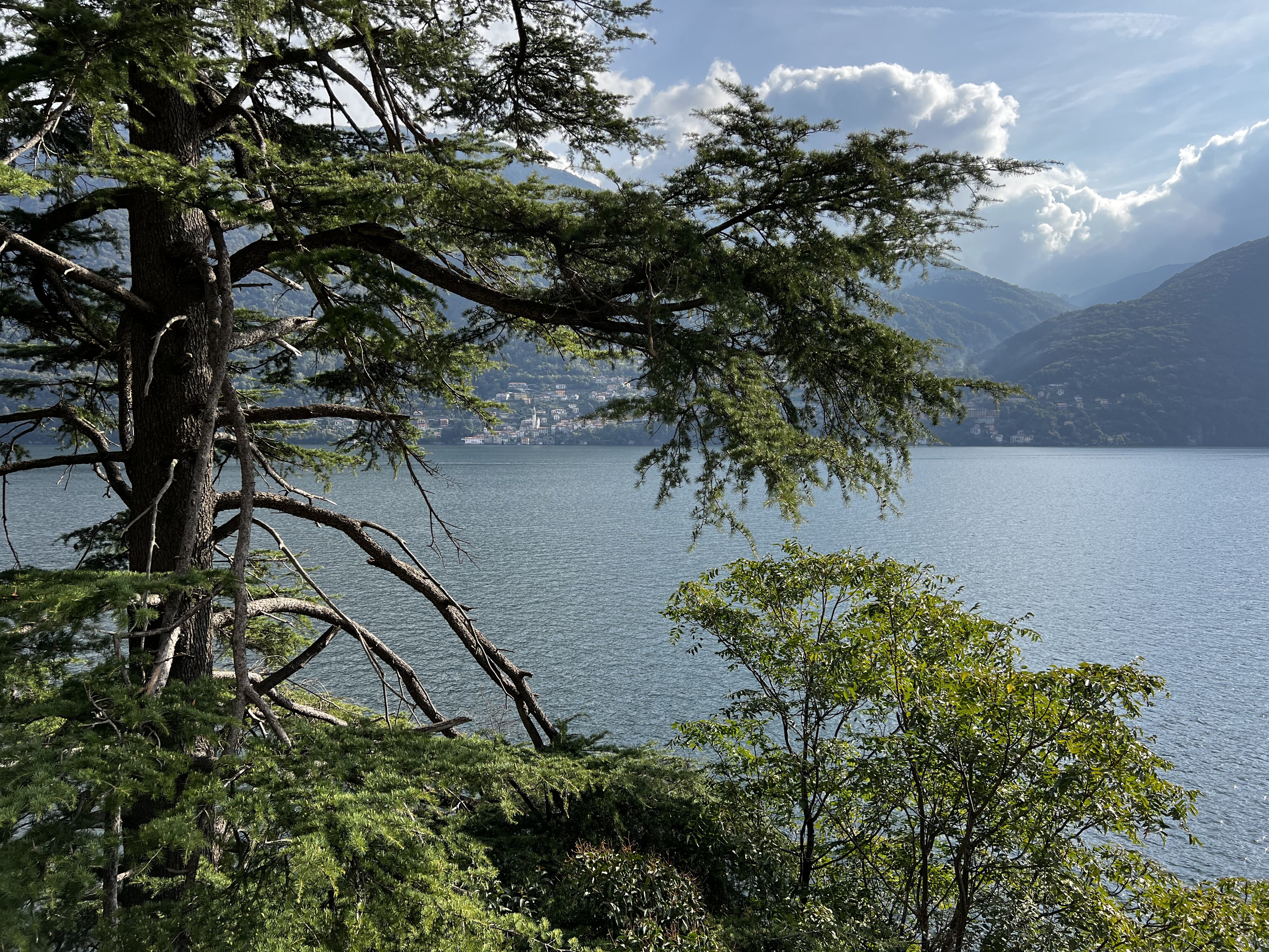 รูปถ่าย อิตาลี(Italy) ทะเลสาบโกโม(Lago di Como) 2023-10 26