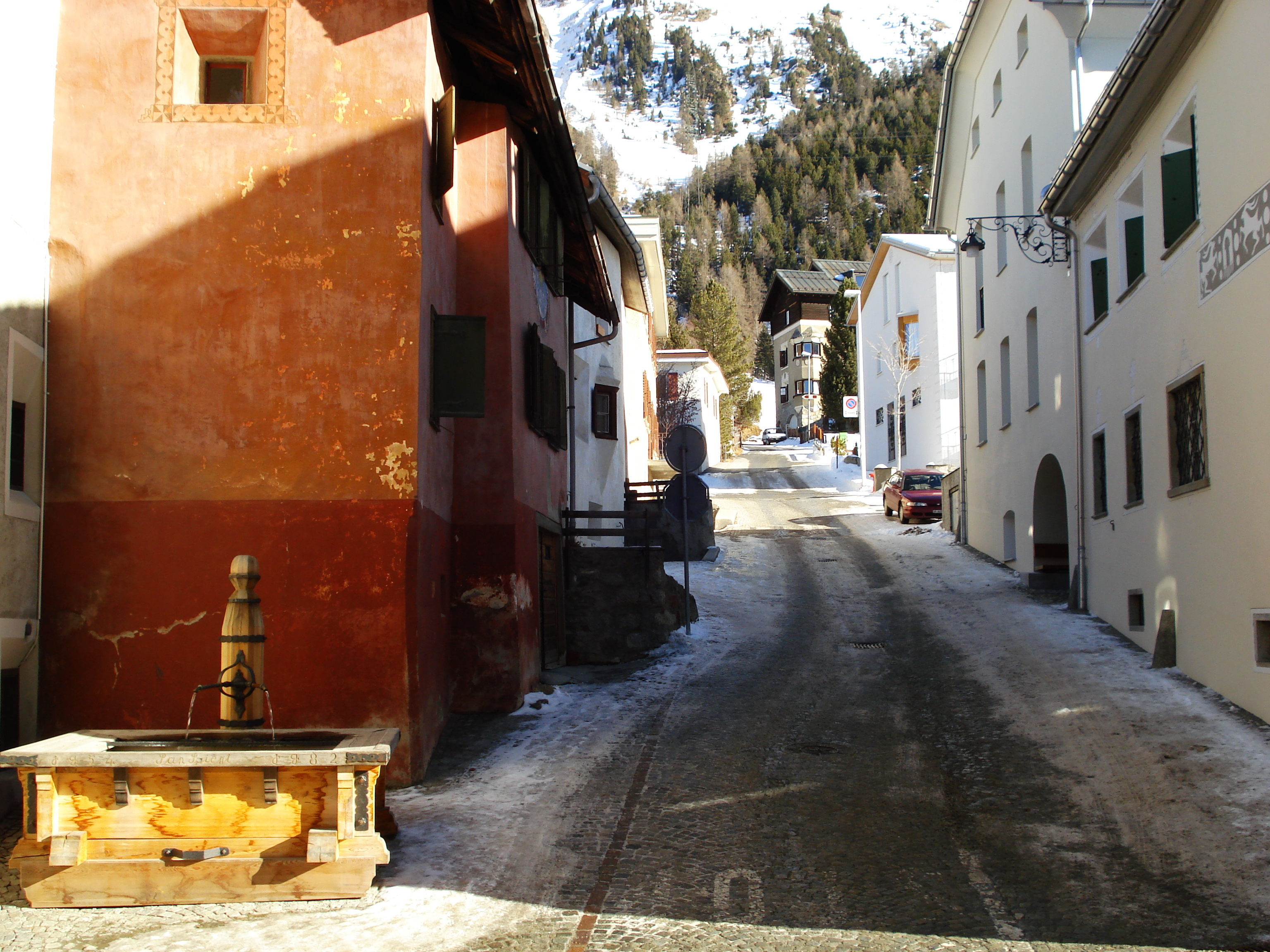 รูปถ่าย สวิสเซอร์แลนด์(Switzerland) ปองเทรซีน่า(Pontresina) 2007-01 109