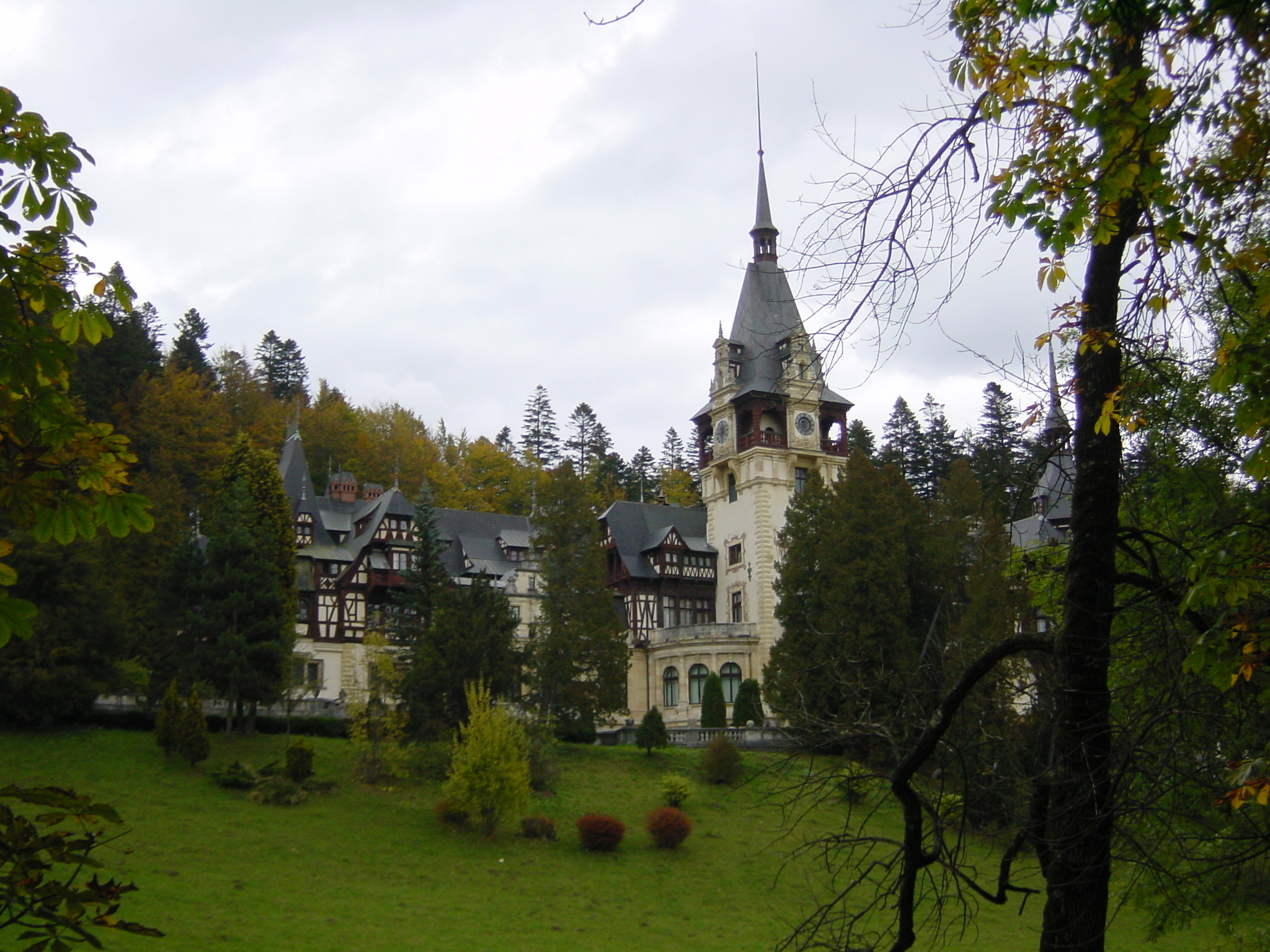 รูปถ่าย โรมาเนีย(Romania) สินายา(Sinaia) 2003-10 73