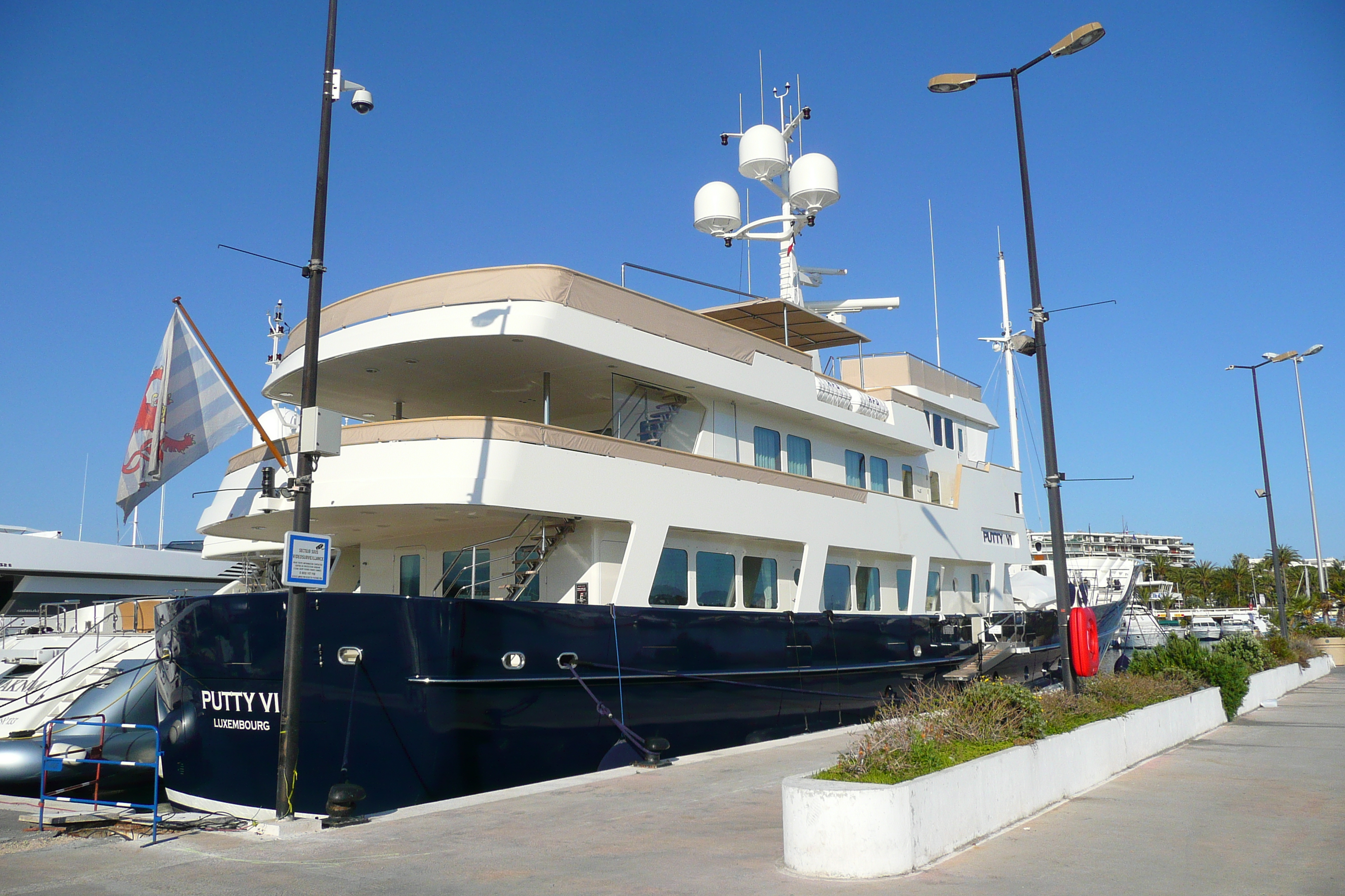 รูปถ่าย ฝรั่งเศส(France) คานส์(Cannes) ท่าเรือปีแยร์ก็องโต(Port Pierre Canto) 2008-05 52