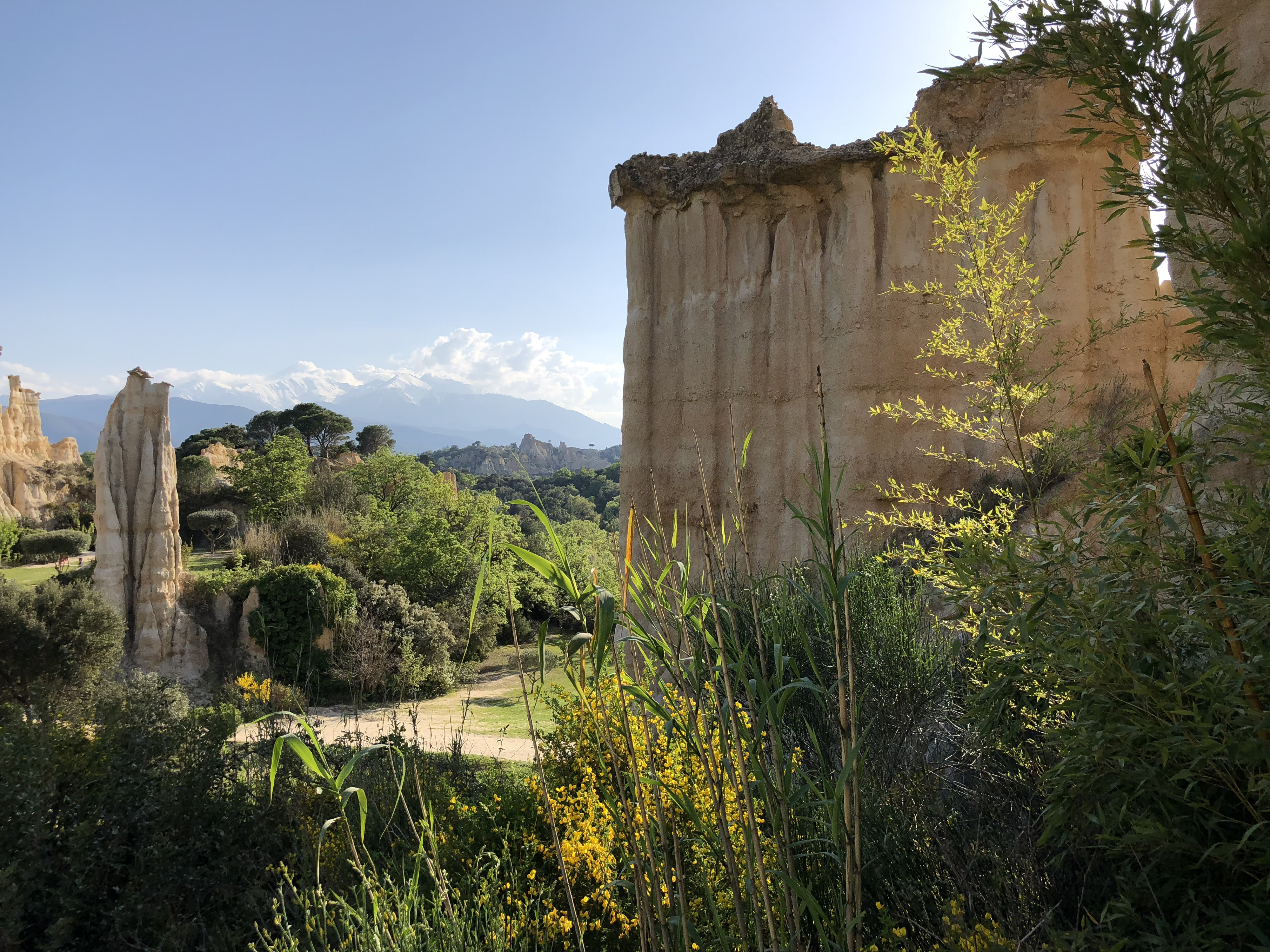 รูปถ่าย ฝรั่งเศส(France) เสาหินออร์กดีล-ซูร์-แต็ต(Orgues d'Ille Sur Tet) 2018-04 92