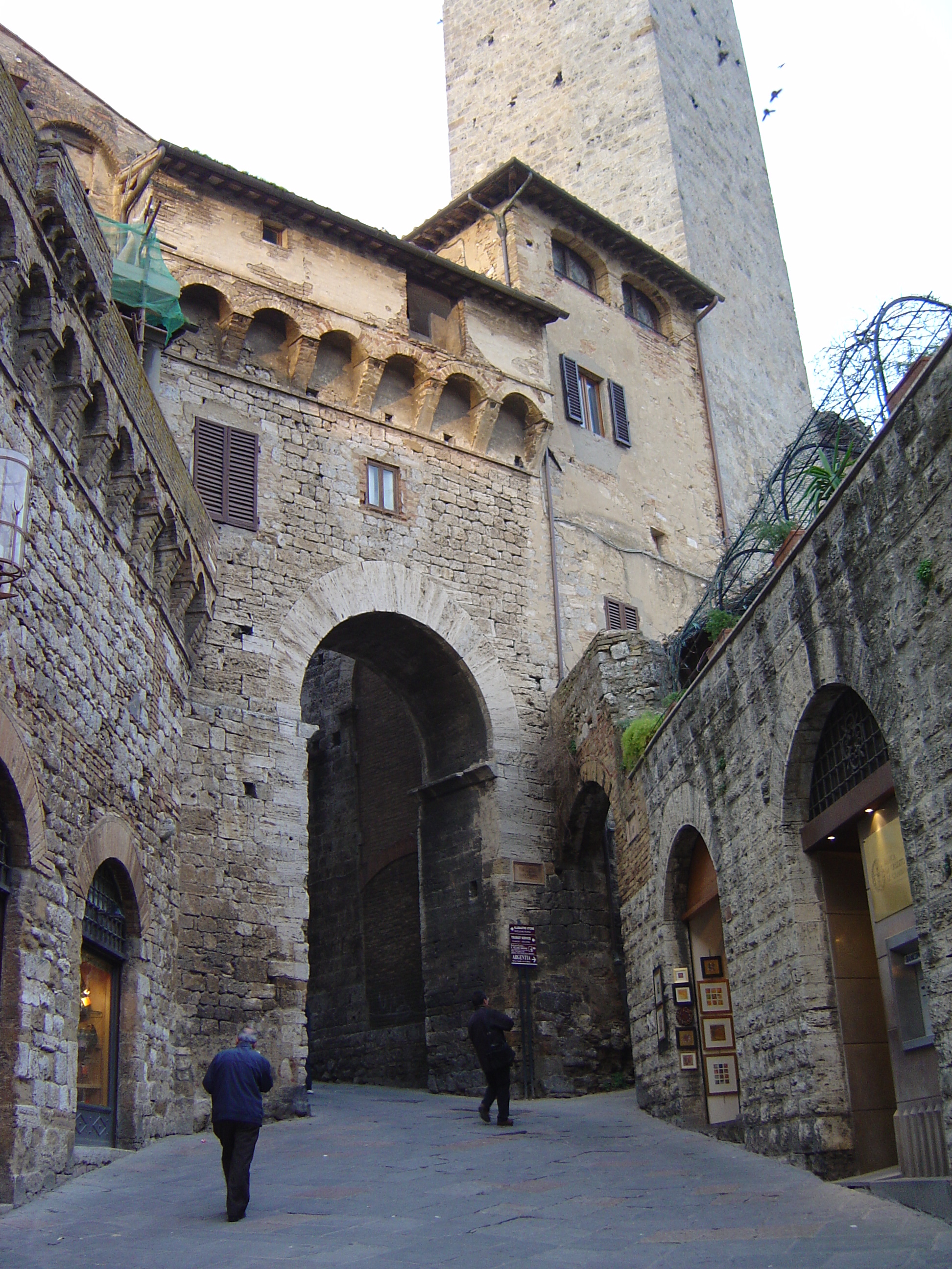 รูปถ่าย อิตาลี(Italy) ซานจีมิญญาโน(San Gimignano) 2004-03 36
