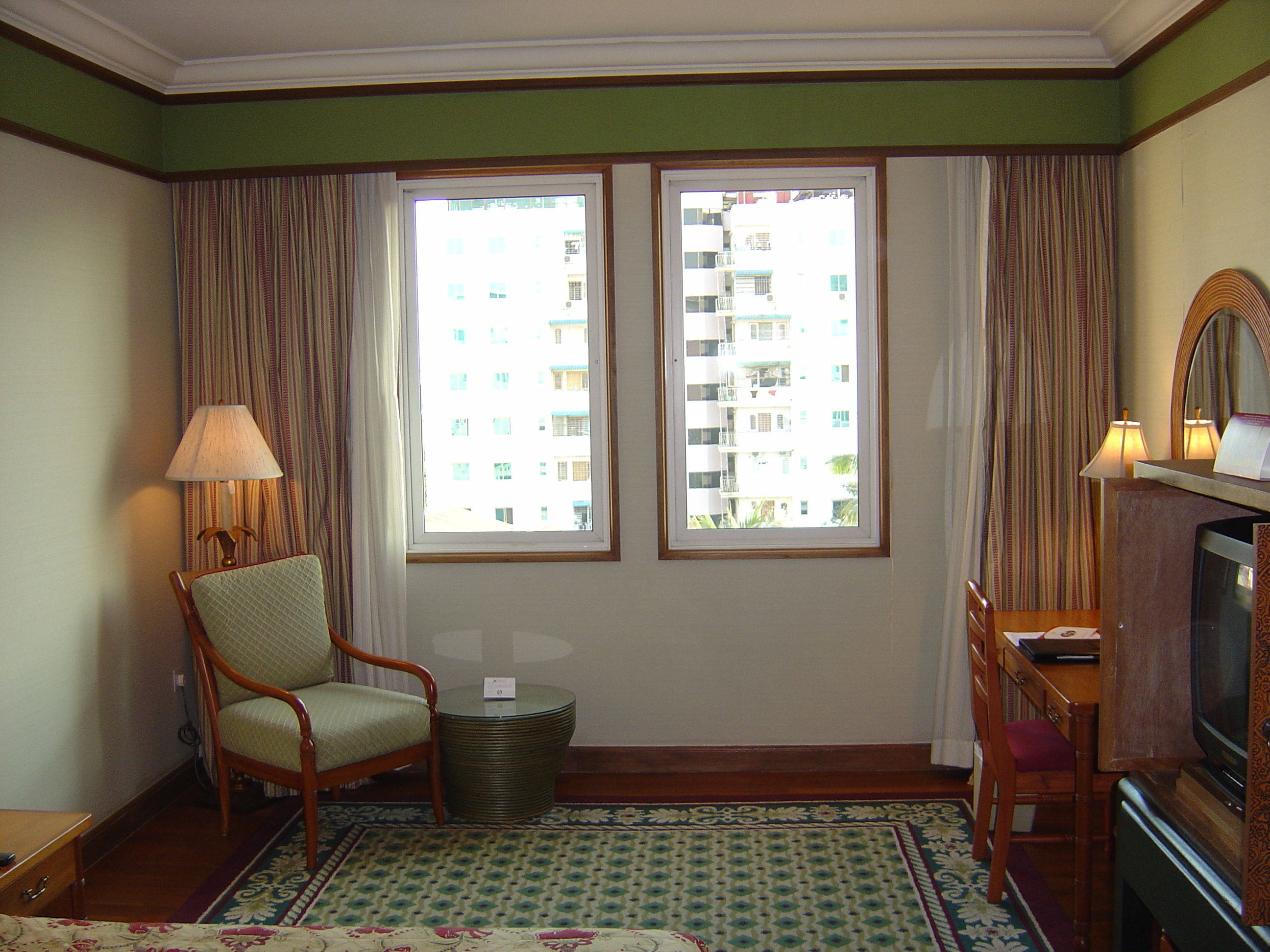 รูปถ่าย พม่า(Myanmar) ย่างกุ้ง(Yangon) โรงแรมพาร์กรอยัล(Park Royal Hotel) 2005-01 3