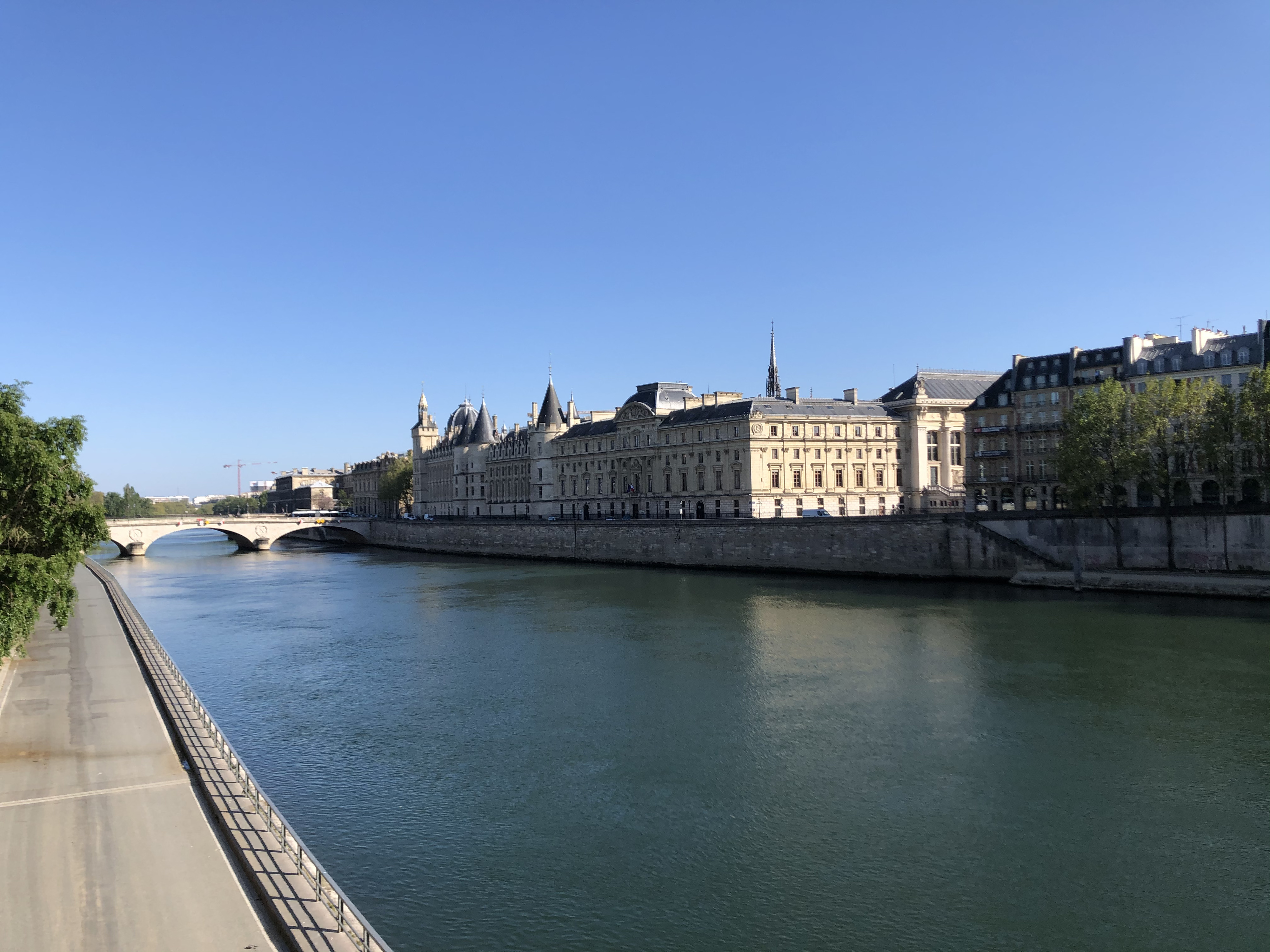 รูปถ่าย ฝรั่งเศส(France) ปารีสช่วงล็อกดาวน์(Paris lockdown) 2020-04 294