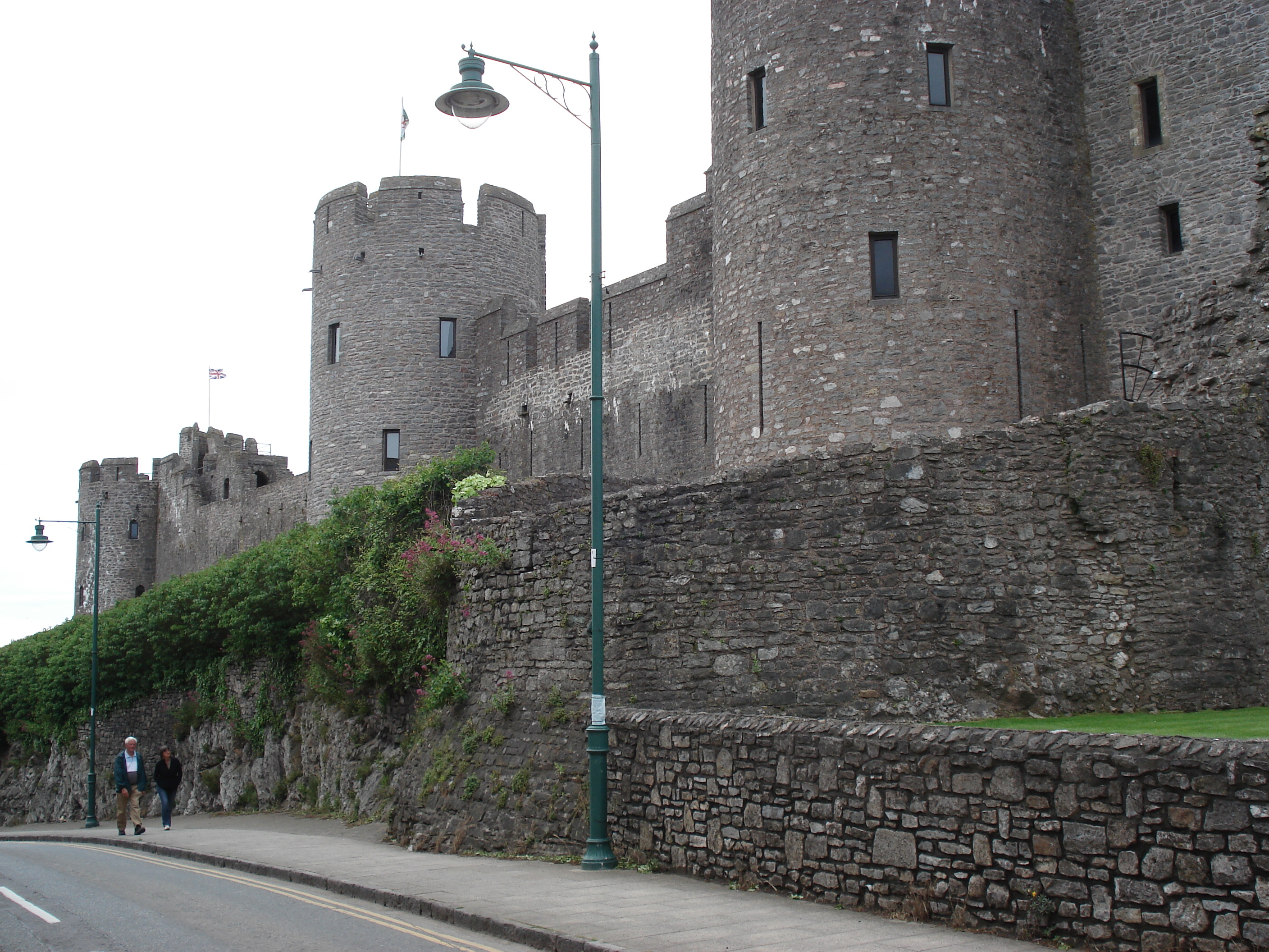 รูปถ่าย อังกฤษ(United Kingdom) เปมโบรคเชอร์(Pembrokeshire) เปมโบรค(Pembroke) ปราสาท(Castle) 2006-05 7