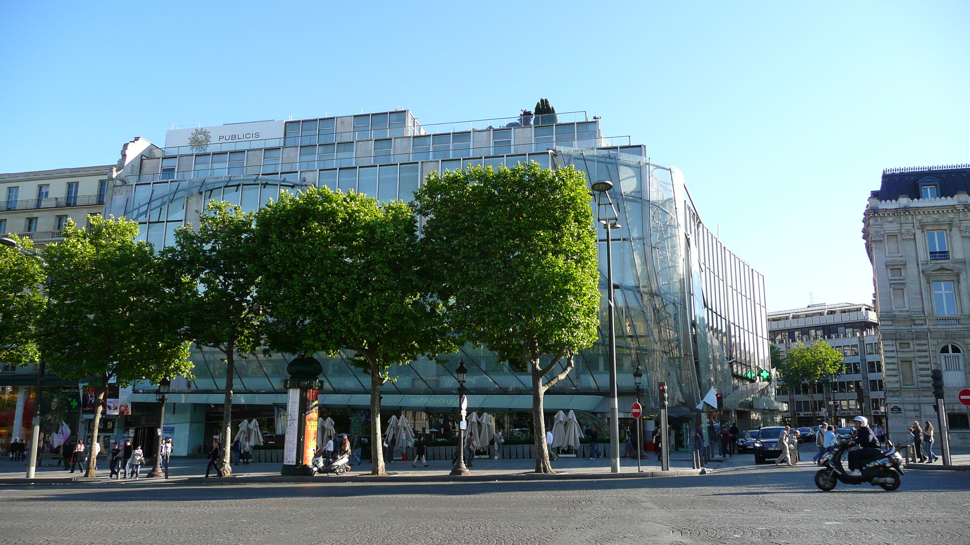 รูปถ่าย ฝรั่งเศส(France) ปารีส(Paris) ช็องเซลีเซ(Champs Elysees) 2007-04 146