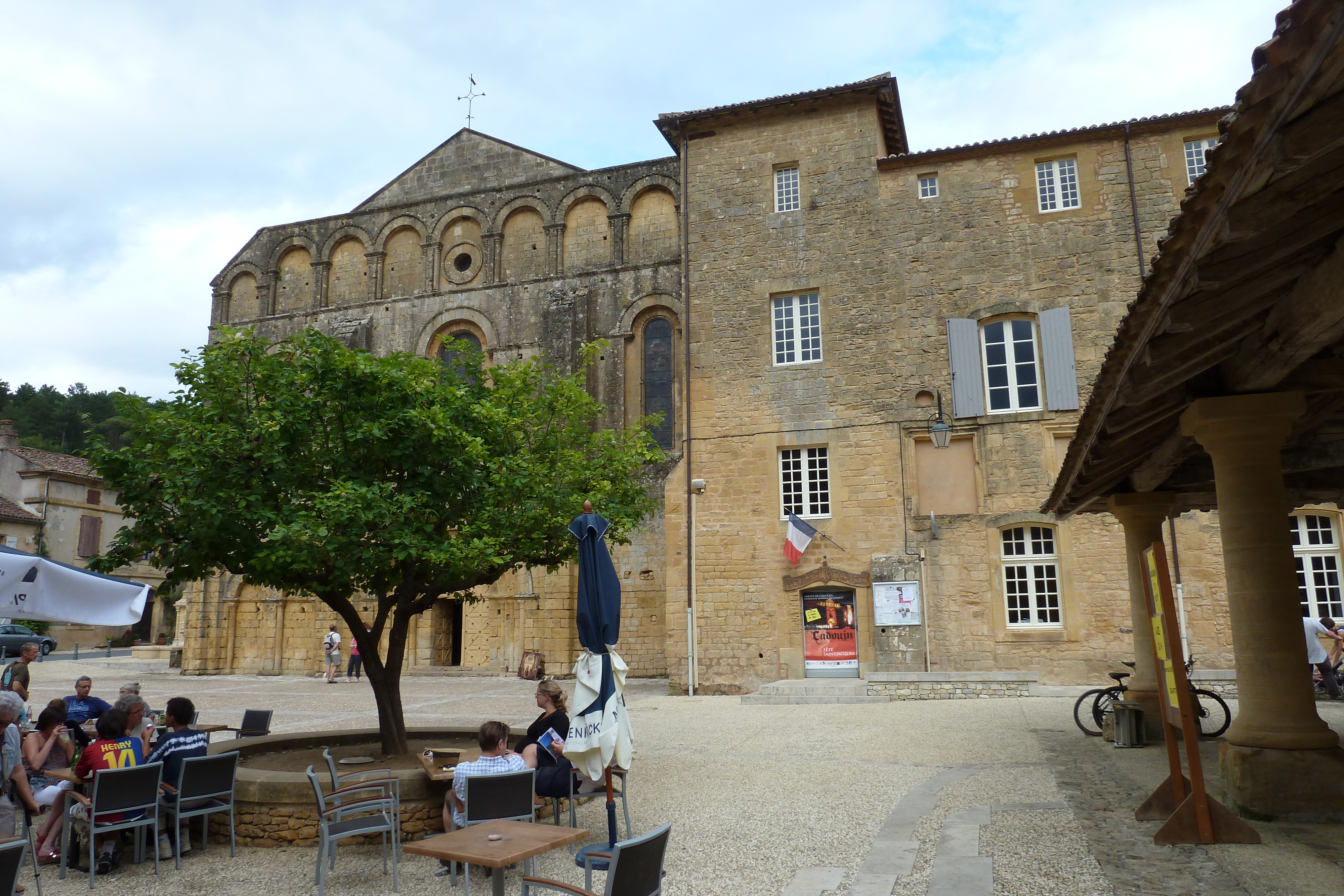 รูปถ่าย ฝรั่งเศส(France) กาดูแอ็ง(Cadouin) 2010-08 137