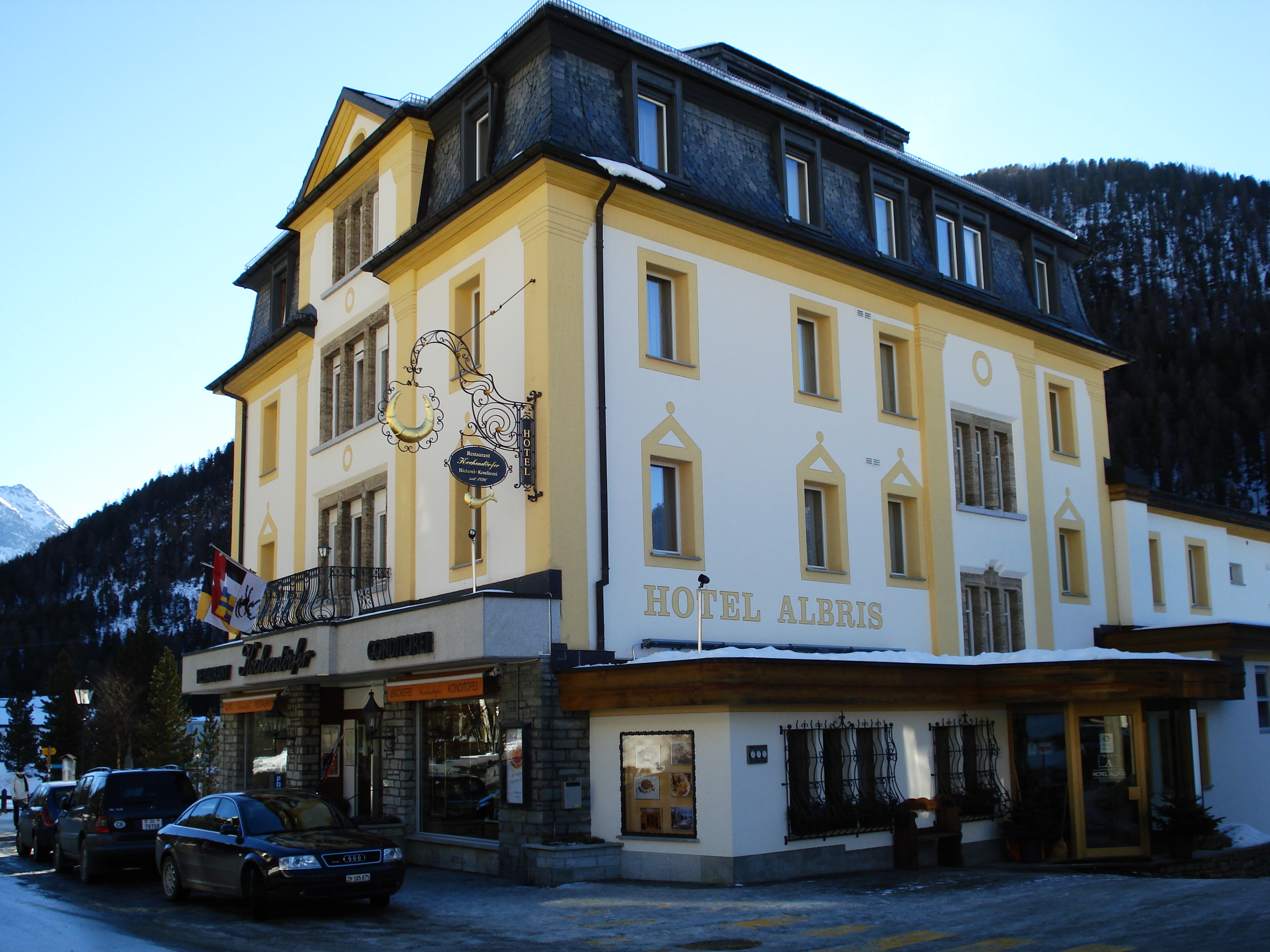รูปถ่าย สวิสเซอร์แลนด์(Switzerland) ปองเทรซีน่า(Pontresina) 2007-01 150