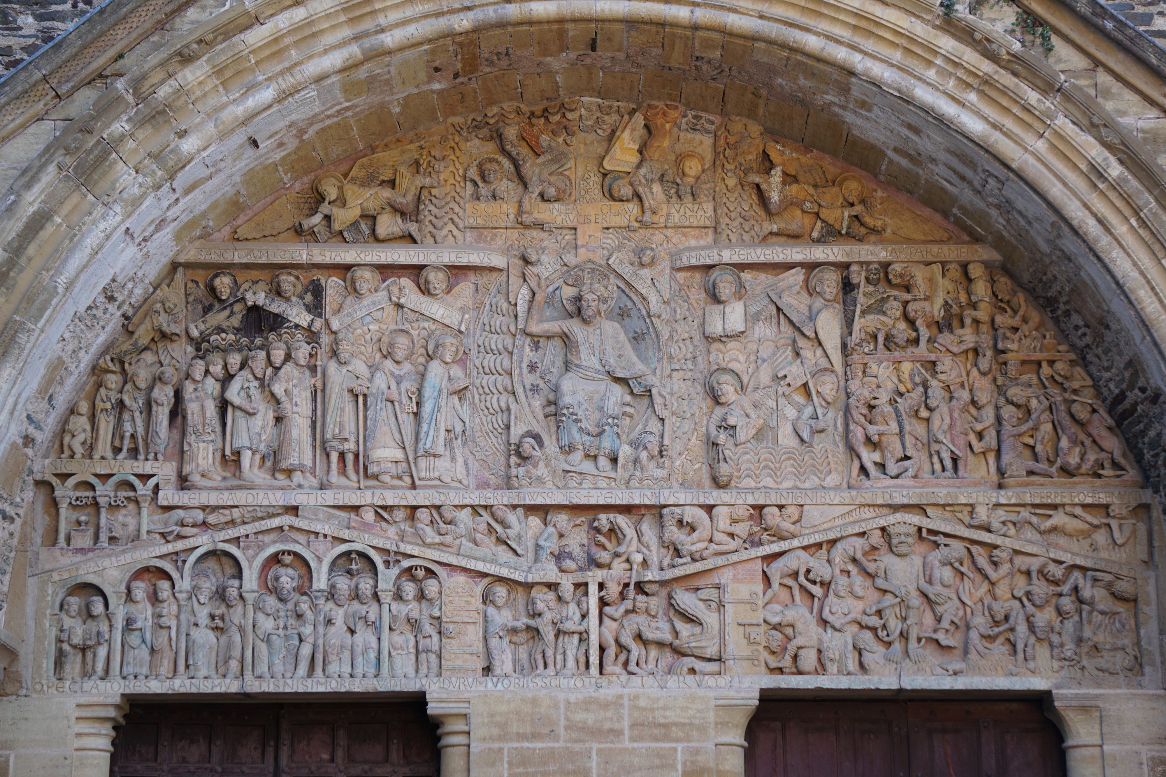 รูปถ่าย ฝรั่งเศส(France) กงก์(Conques) โบสถ์แซ็งต์-ฟัว เดอ กงก์(Abbatiale Sainte-Foy de Conques) 2018-04 91