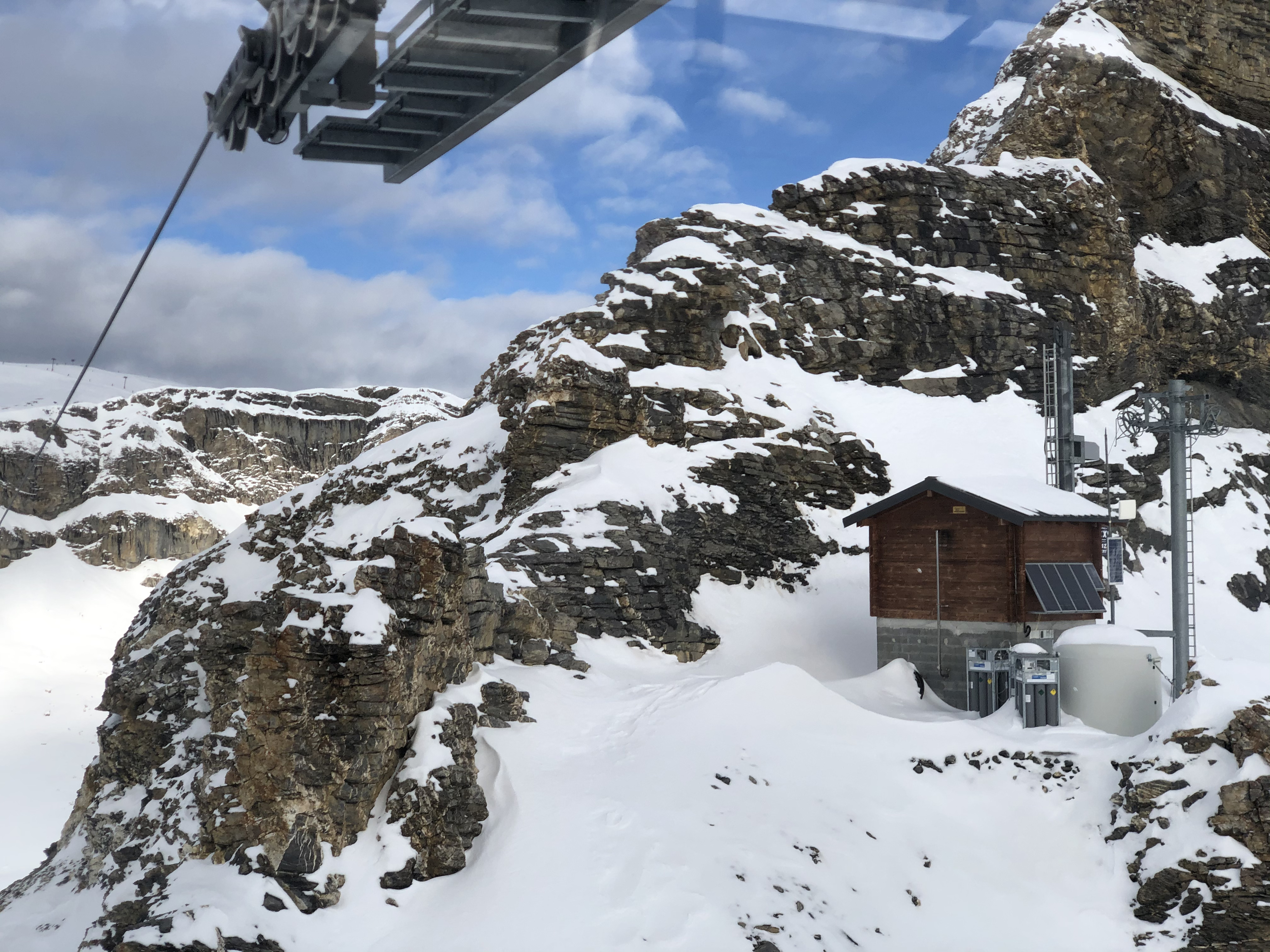 รูปถ่าย สวิสเซอร์แลนด์(Switzerland) ครองส์-มงตานา(Crans Montana) 2020-12 398