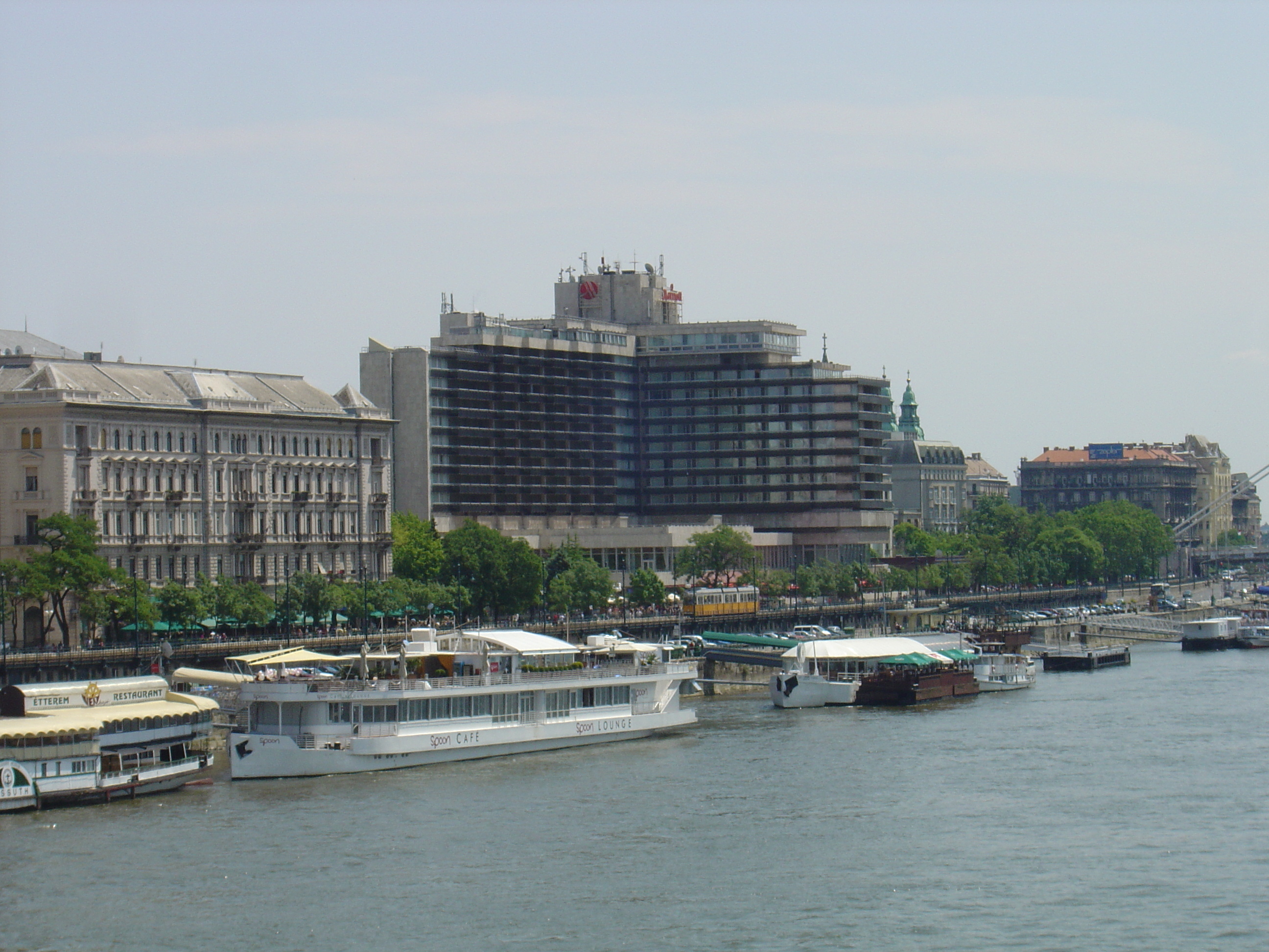 รูปถ่าย ฮังการี(Hungary) บูดาเปสต์(Budapest) 2004-05 143