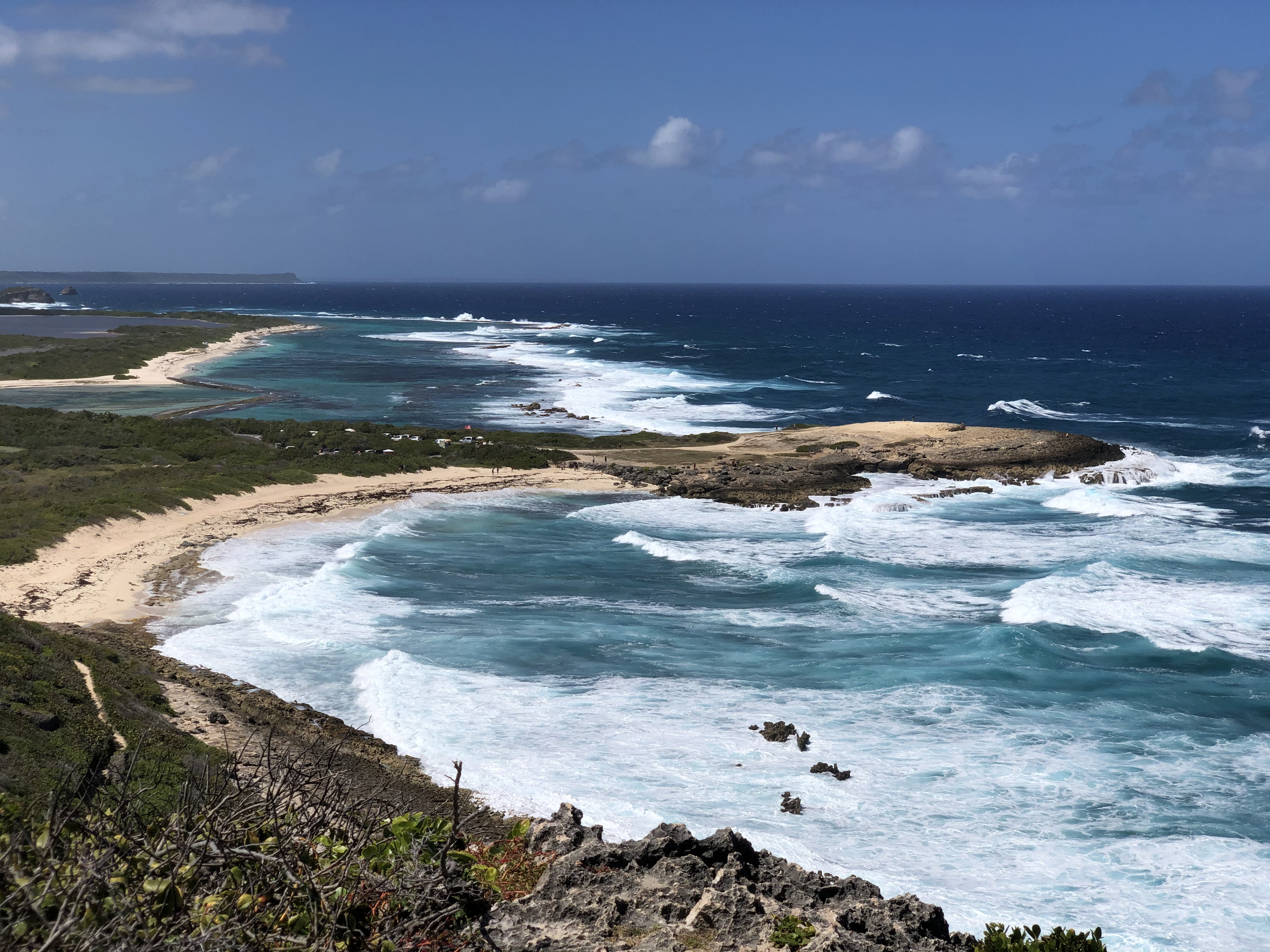รูปถ่าย กวาเดอลูป(Guadeloupe) แหลมคาสเซิลพอยต์(Castle Point) 2021-02 74