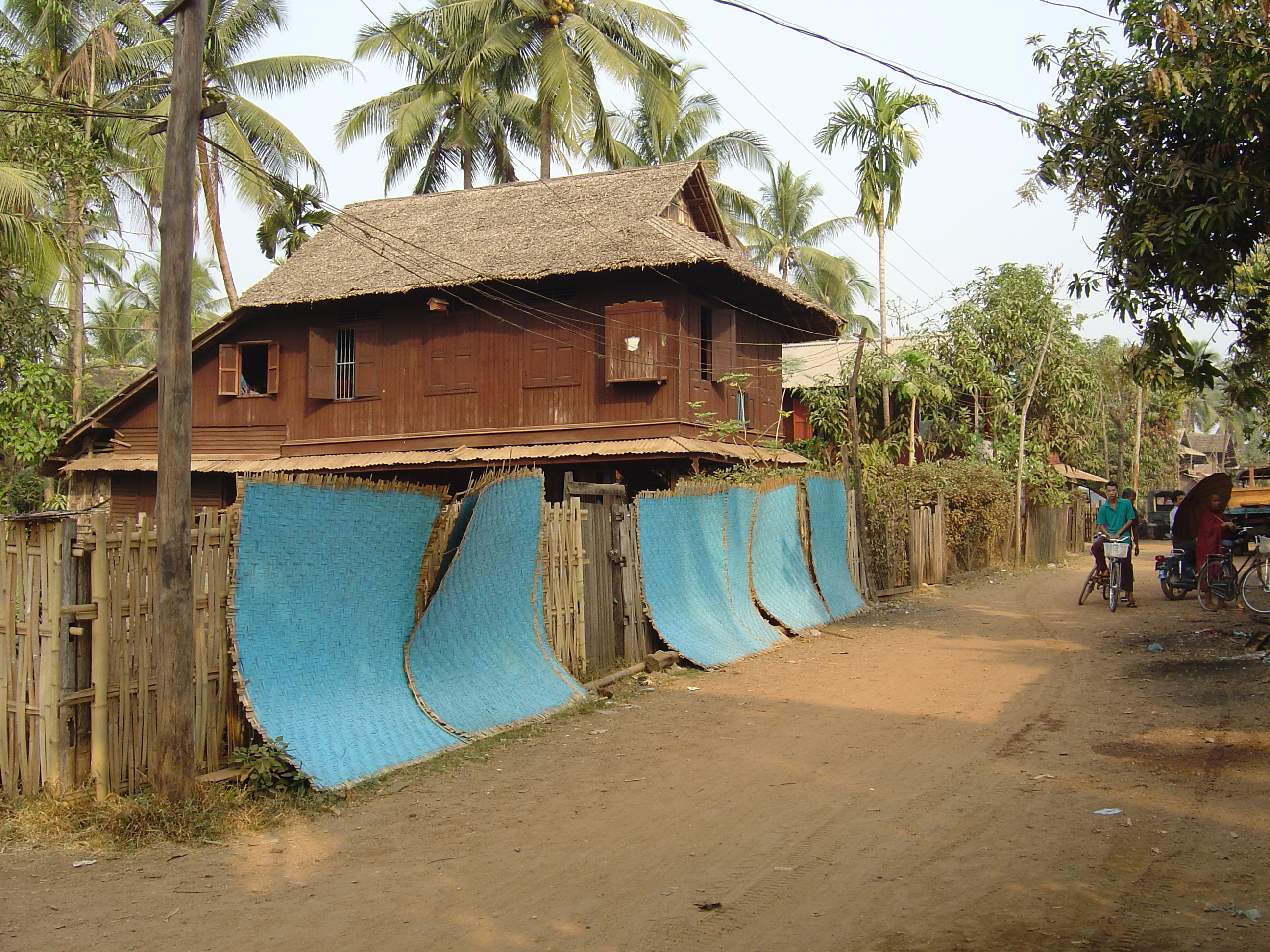 รูปถ่าย พม่า(Myanmar) ทวาย(Dawei (TAVOY)) 2005-01 100