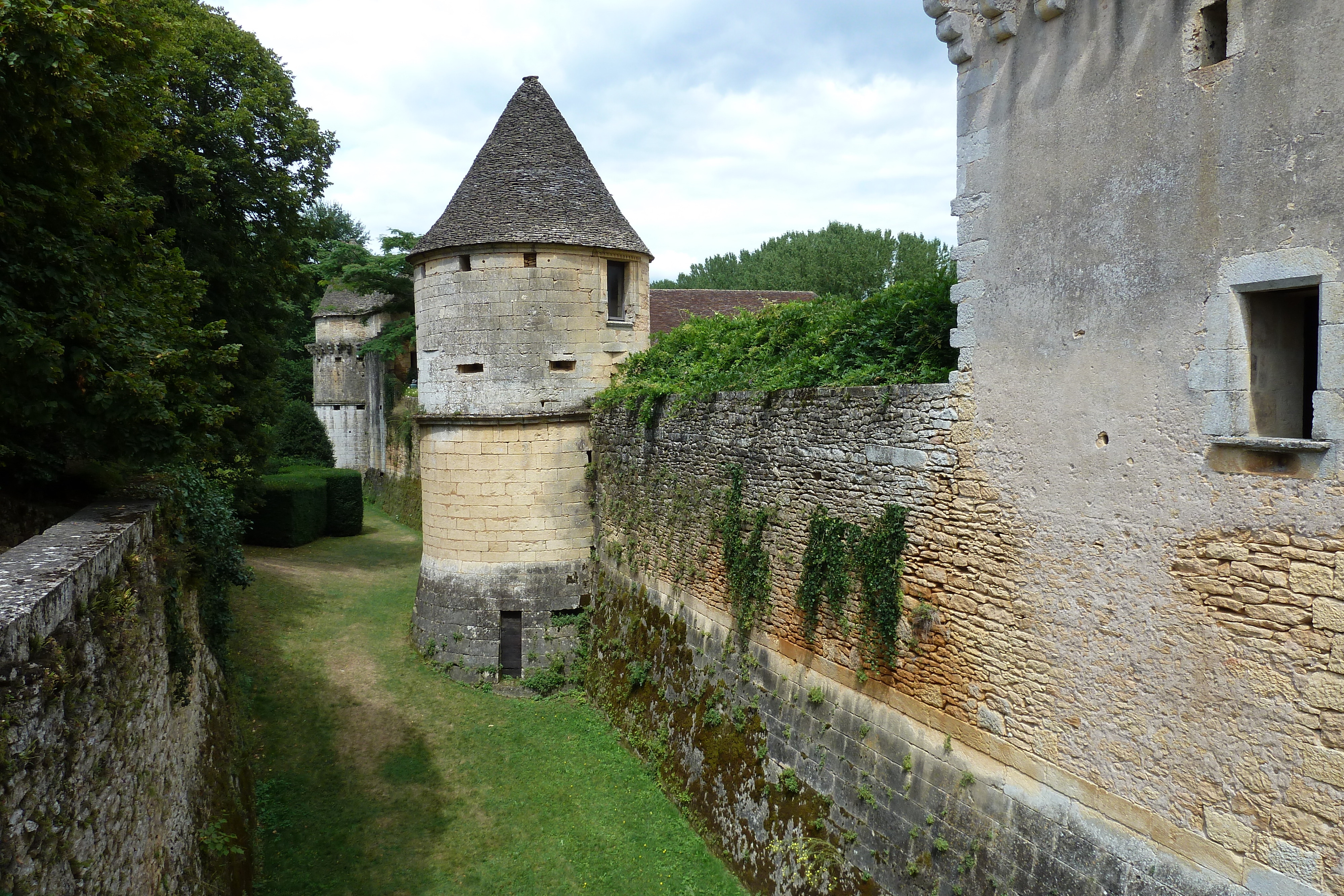 รูปถ่าย ฝรั่งเศส(France) ปราสาทลอส(Losse castle) 2010-08 6