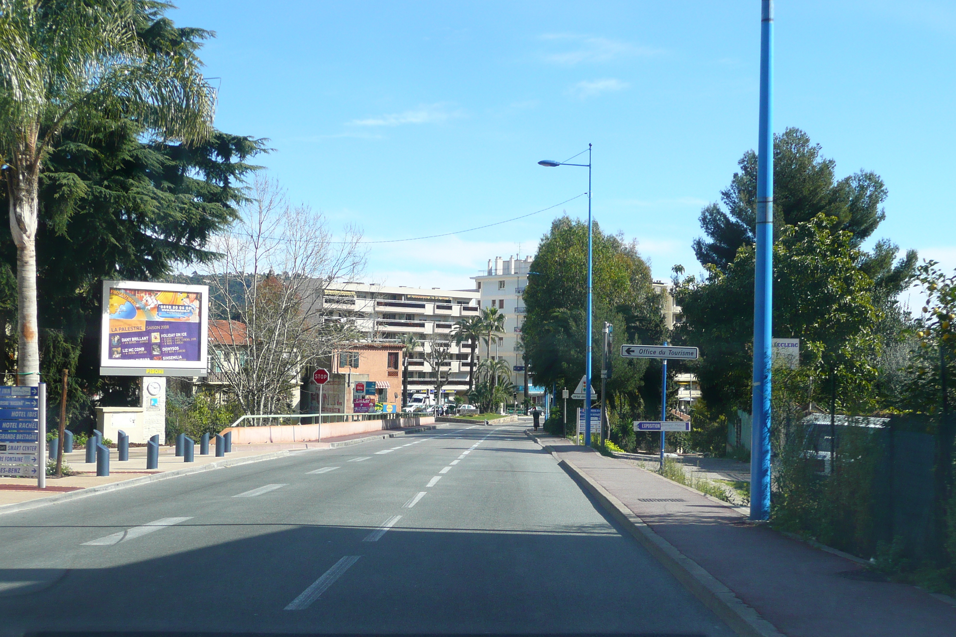 รูปถ่าย ฝรั่งเศส(France) คานส์(Cannes) ถนนดูก็องปง(Boulevard du Campon) 2008-03 1