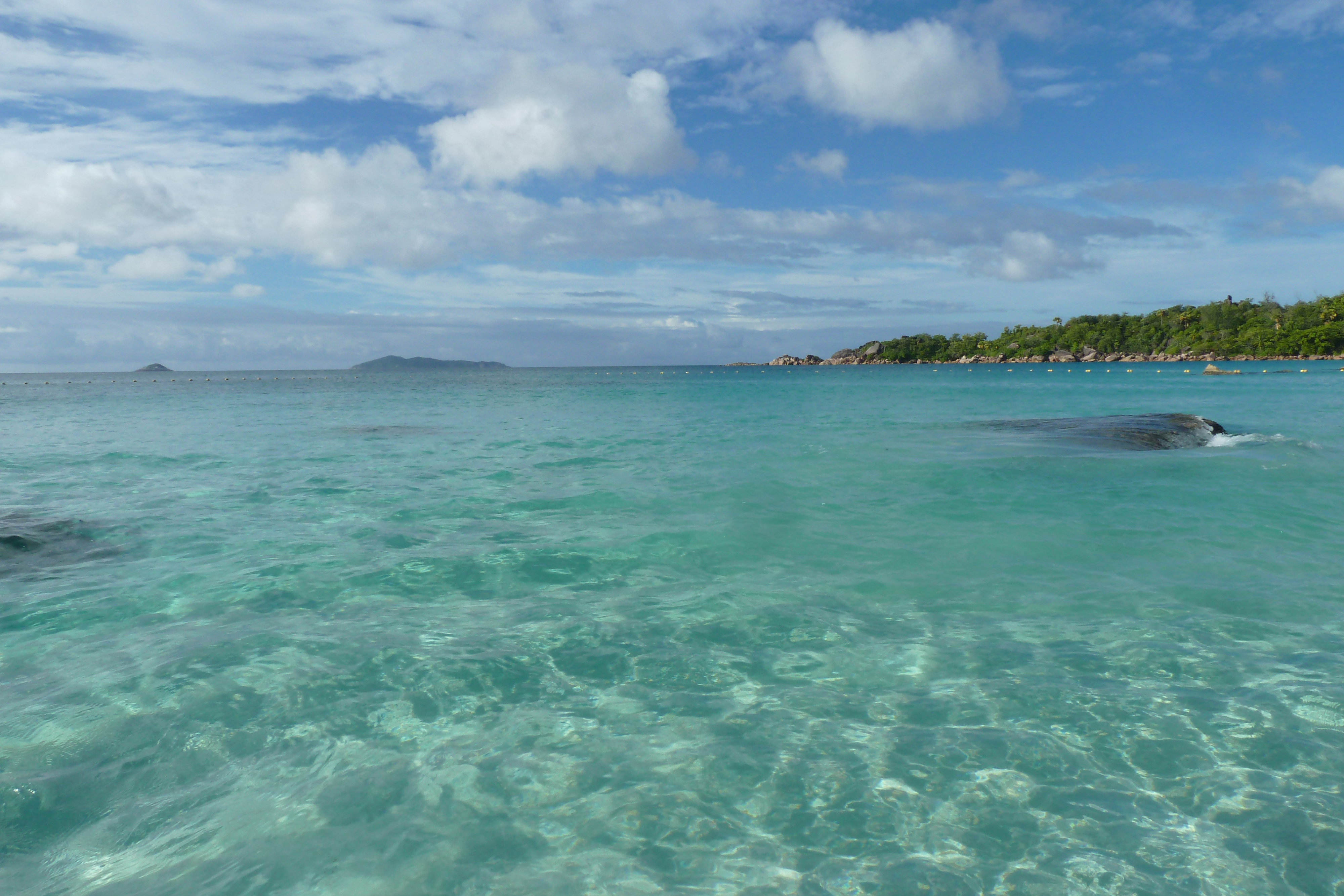 รูปถ่าย เซเชลส์(Seychelles) อ่าวอ็องส์ลาซิโอ(Anse Lazio) 2011-10 78