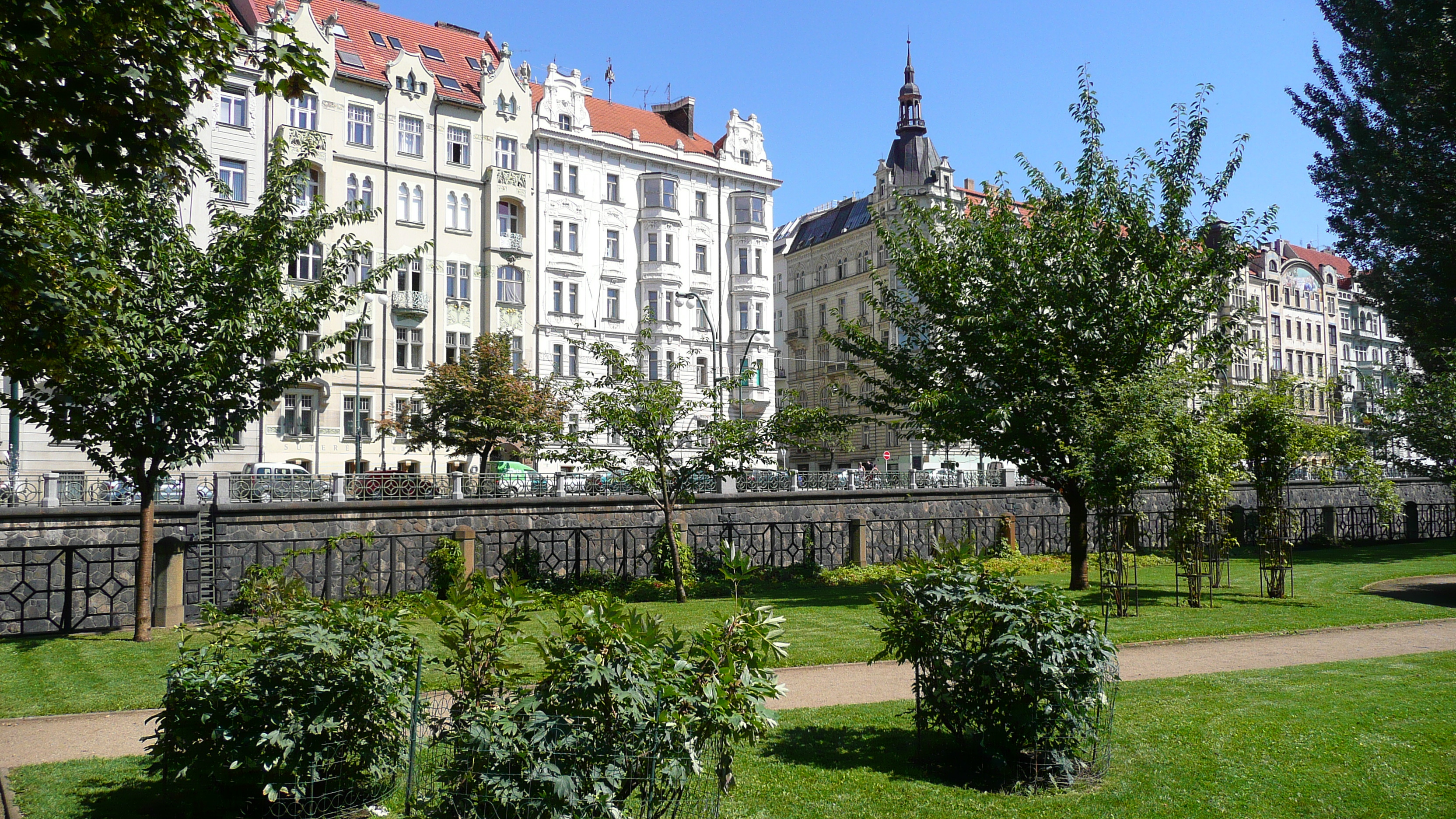 รูปถ่าย สาธารณรัฐเช็ก(Czech Republic) ปราก(Prague) สวนโซฟีน(Zofin Garden) 2007-07 36