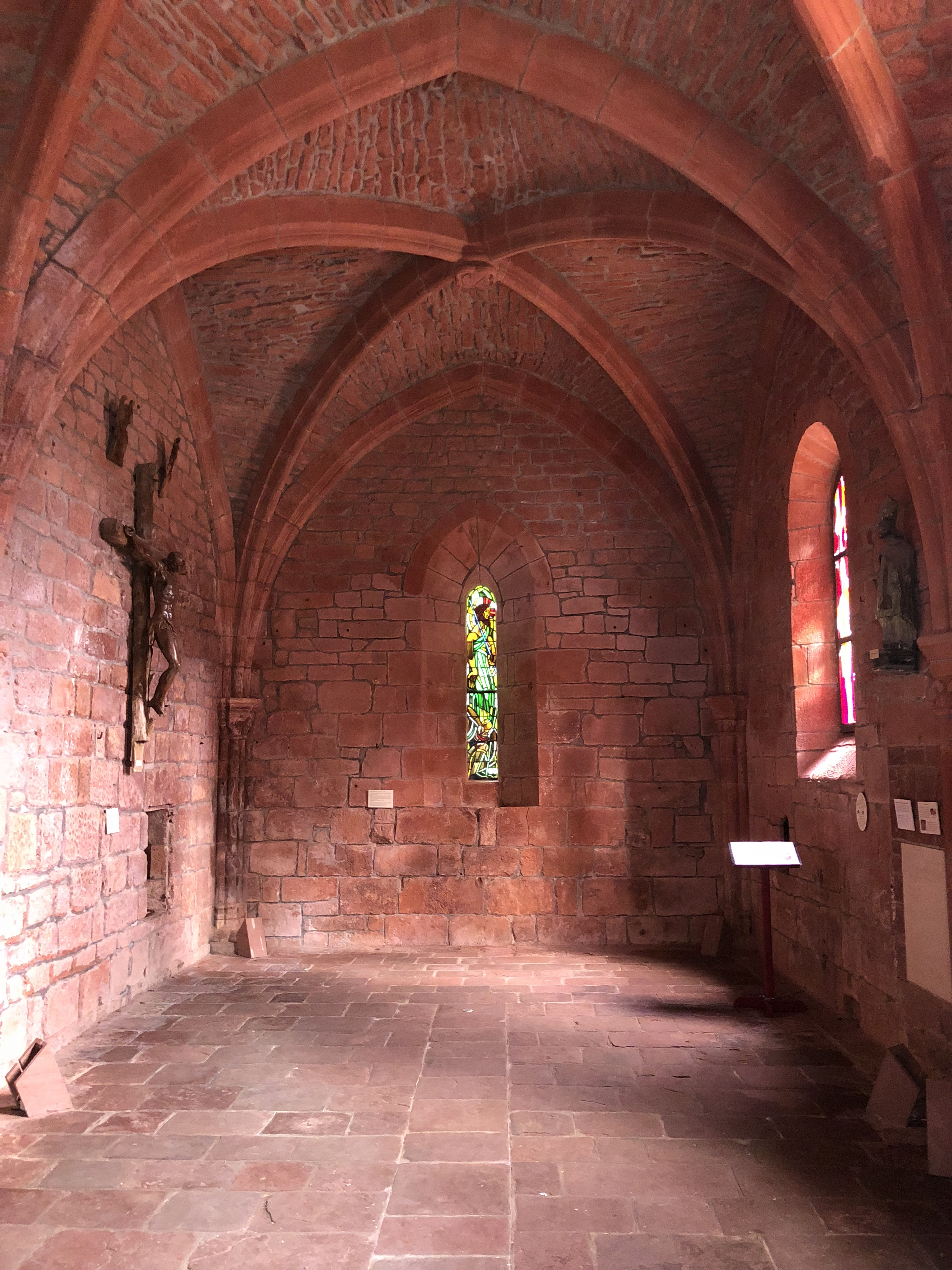 รูปถ่าย ฝรั่งเศส(France) กอลงฌ์-ลา-รูฌ(Collonges la Rouge) 2018-04 22