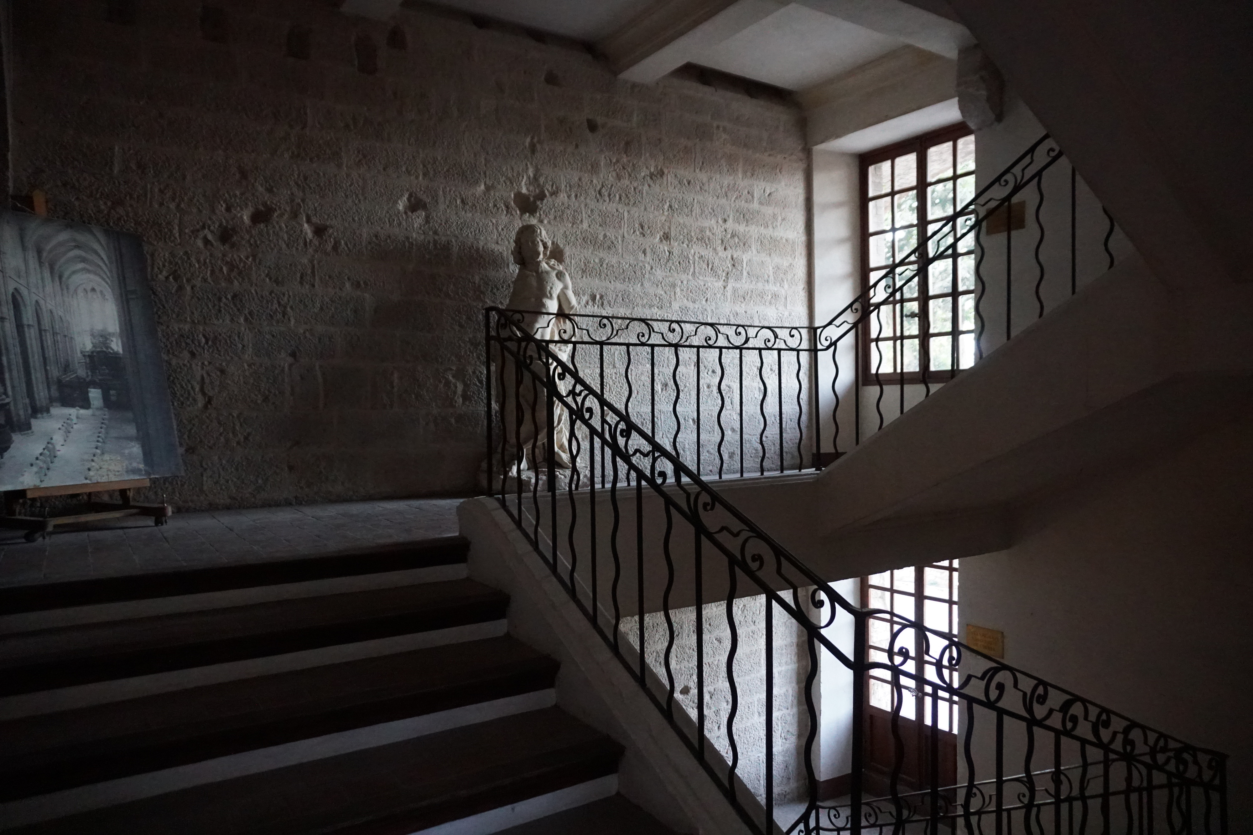 รูปถ่าย ฝรั่งเศส(France) แซ็งมักซีแม็ง-ลา-แซ็นต์-โบม(Saint Maximin la Sainte Baume) โรงแรมเลอกูว็องรัวยาล แซ็งมักซีแม็ง(Le Couvent Royal Saint Maximin Hotel) 2017-08 16