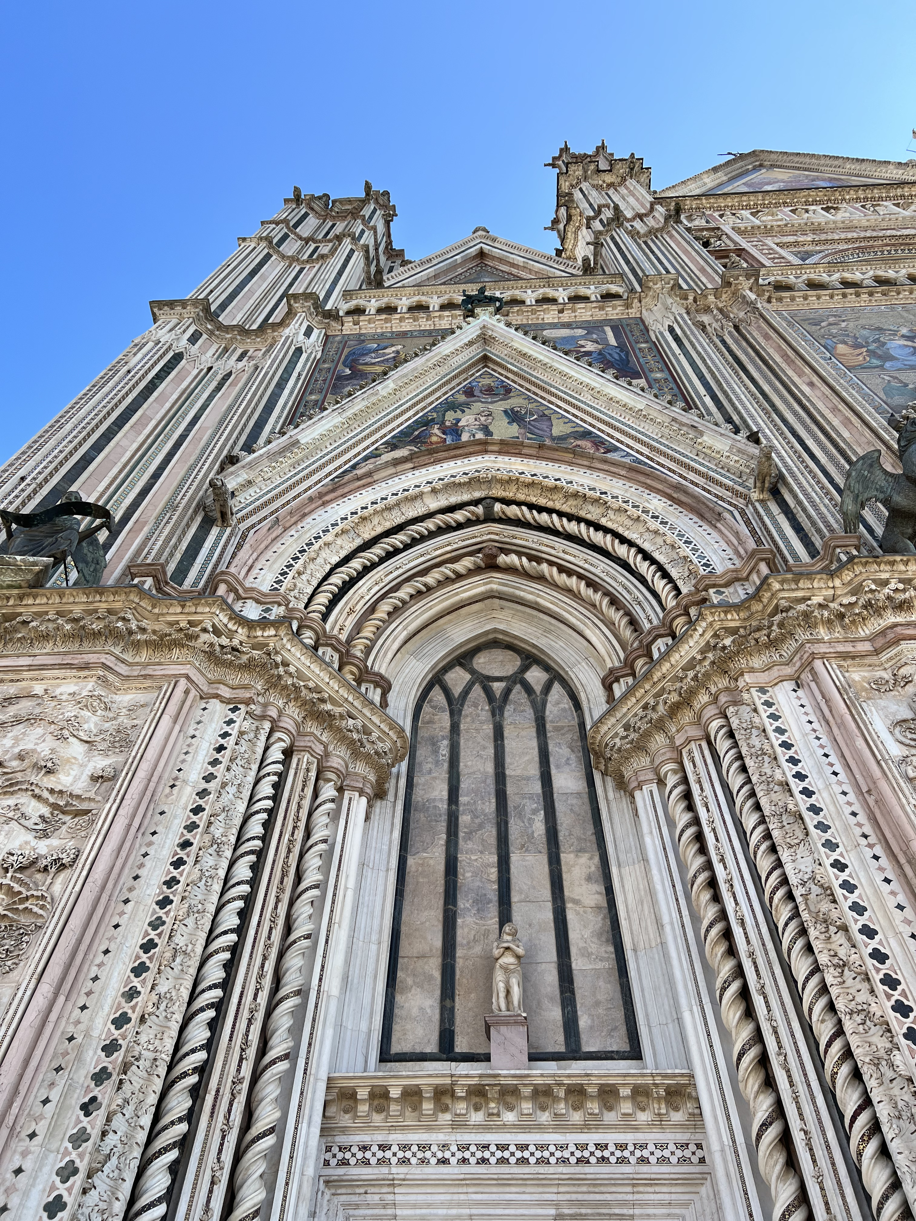 รูปถ่าย อิตาลี(Italy) ออร์วิเอโต้(Orvieto) 2021-09 12