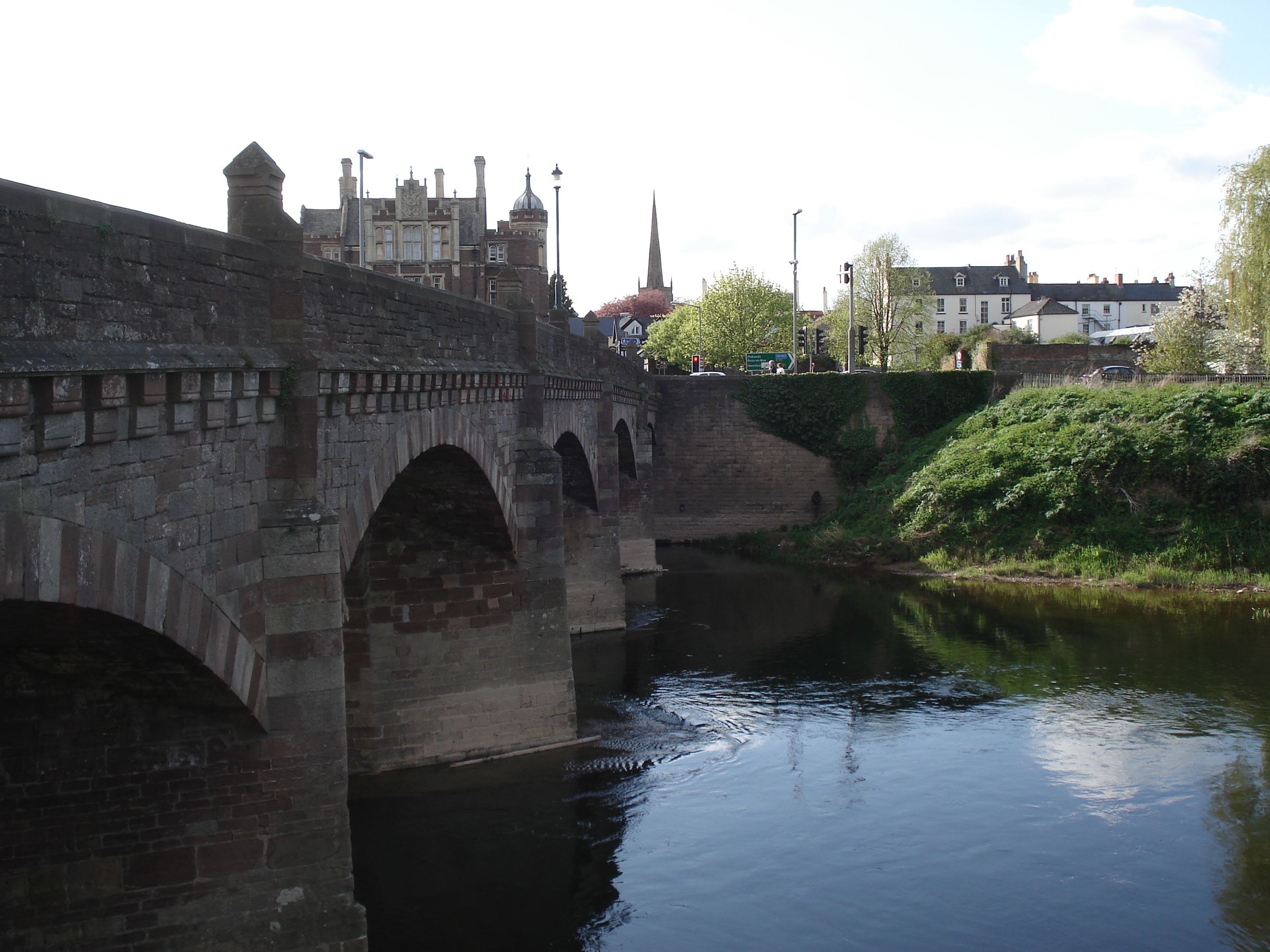 รูปถ่าย อังกฤษ(United Kingdom) มอนเมาธ์(Monmouth) 2006-05 39