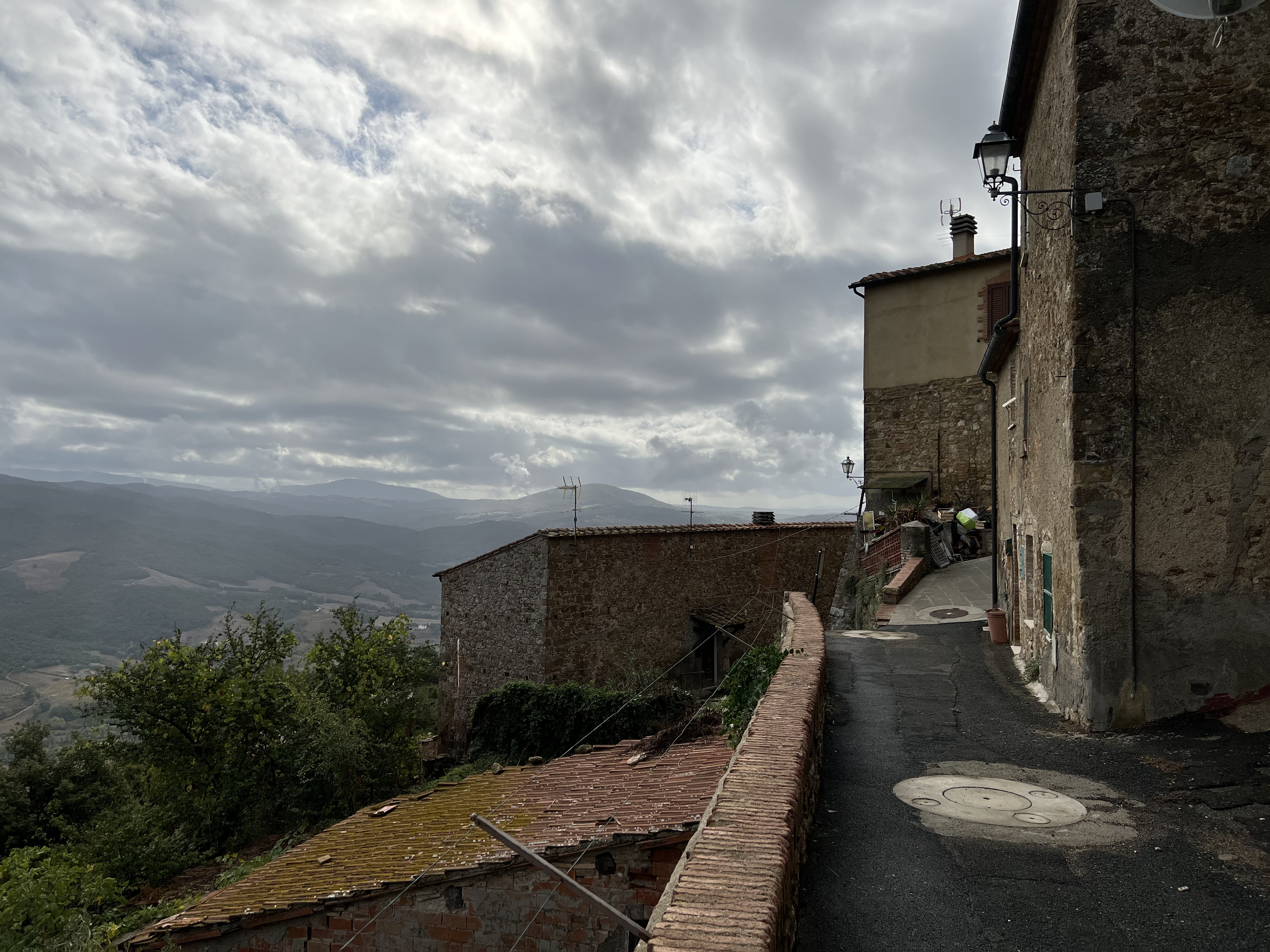 รูปถ่าย อิตาลี(Italy) ลาซัสซา(La Sassa) 2021-09 6