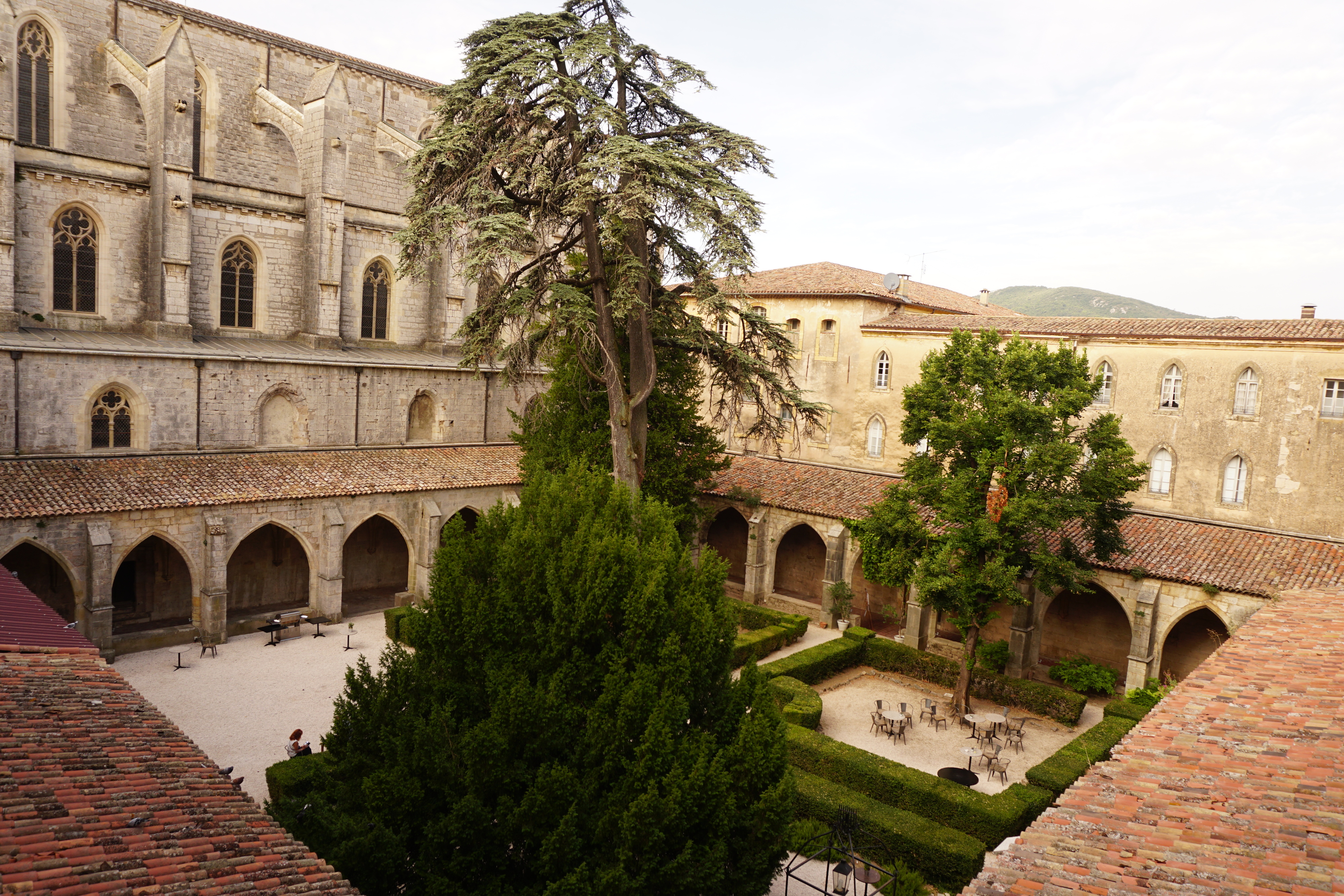 รูปถ่าย ฝรั่งเศส(France) แซ็งมักซีแม็ง-ลา-แซ็นต์-โบม(Saint Maximin la Sainte Baume) โรงแรมเลอกูว็องรัวยาล แซ็งมักซีแม็ง(Le Couvent Royal Saint Maximin Hotel) 2017-08 14