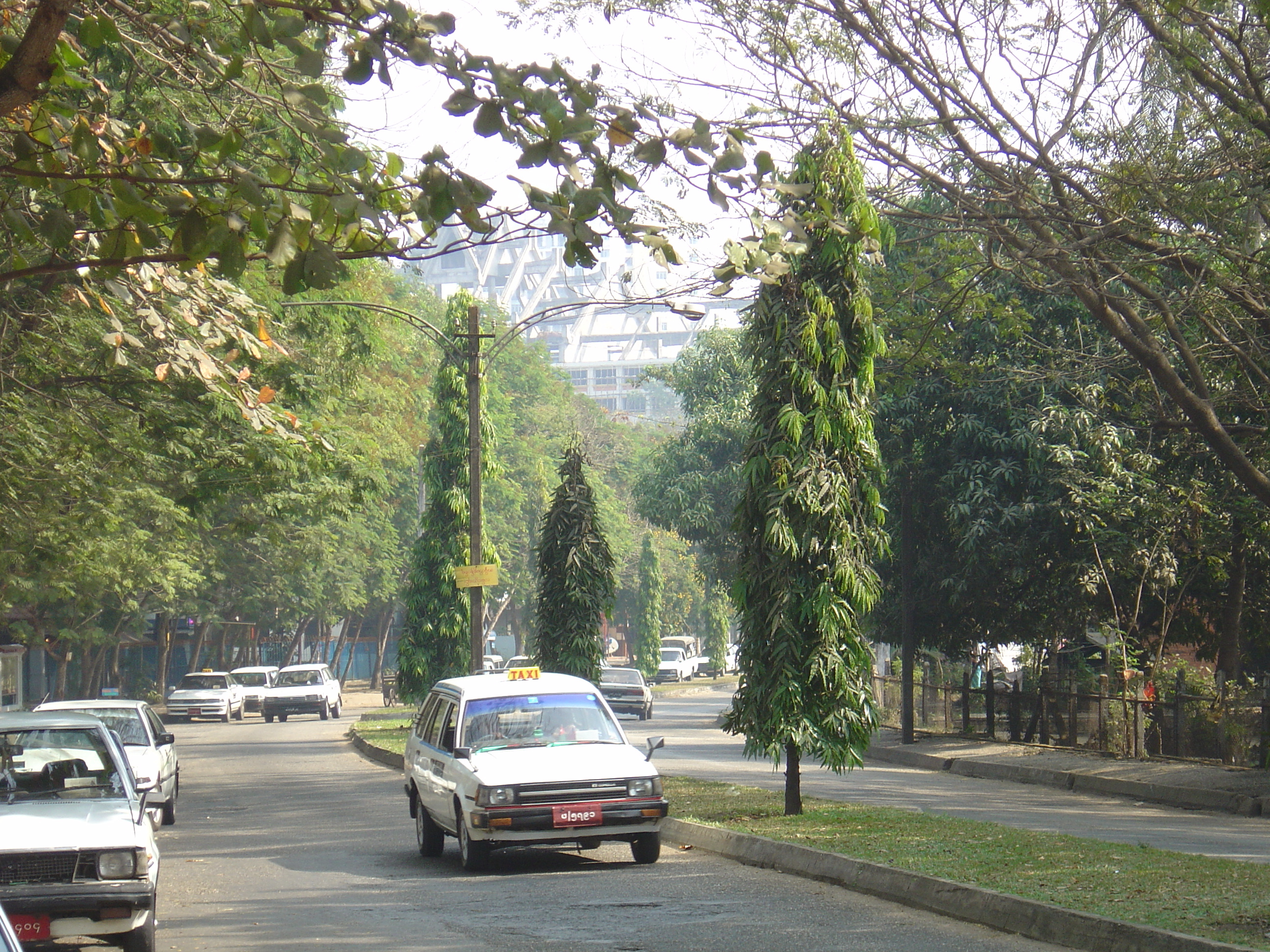 รูปถ่าย พม่า(Myanmar) ย่างกุ้ง(Yangon) 2005-01 147