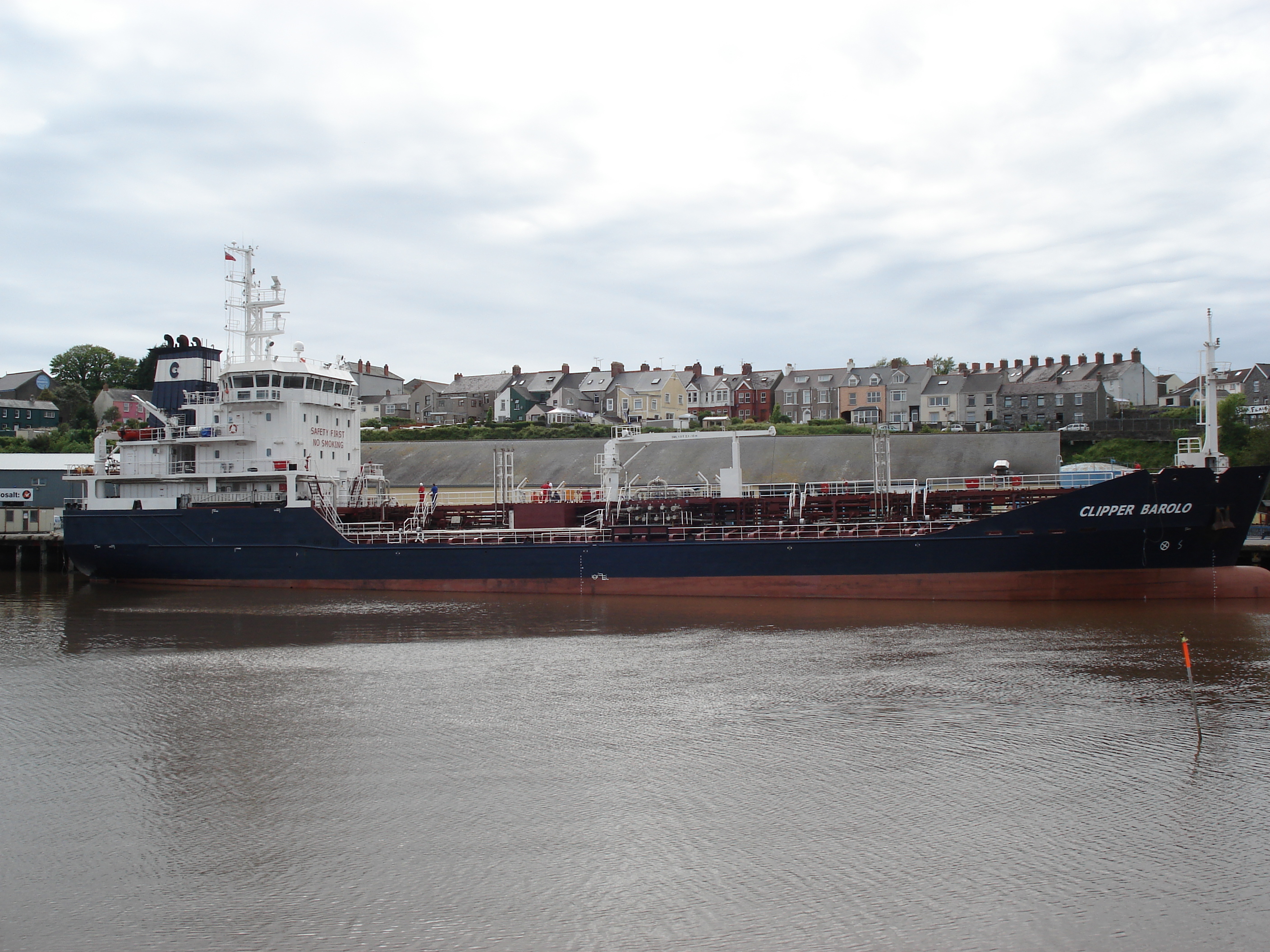 รูปถ่าย อังกฤษ(United Kingdom) เปมโบรคเชอร์(Pembrokeshire) มิลฟอร์ดเฮเวน(Milford Haven) 2006-05 10