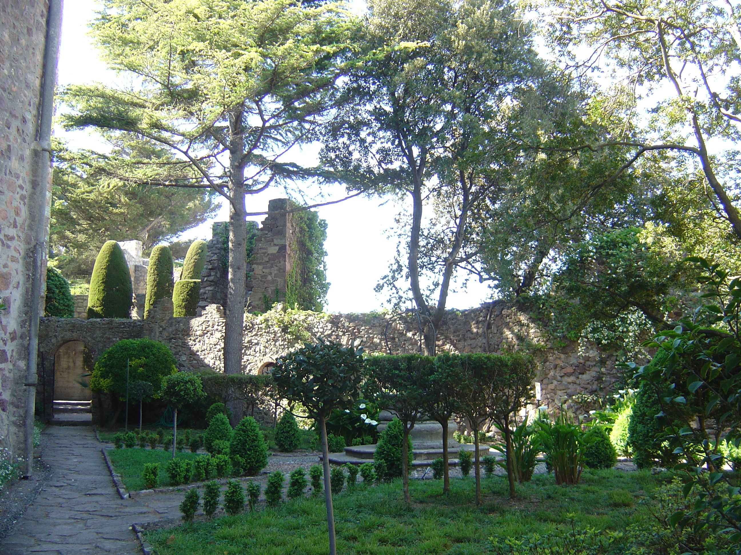 รูปถ่าย ฝรั่งเศส(France) ลานาปูล(La Napoule) 2005-05 4