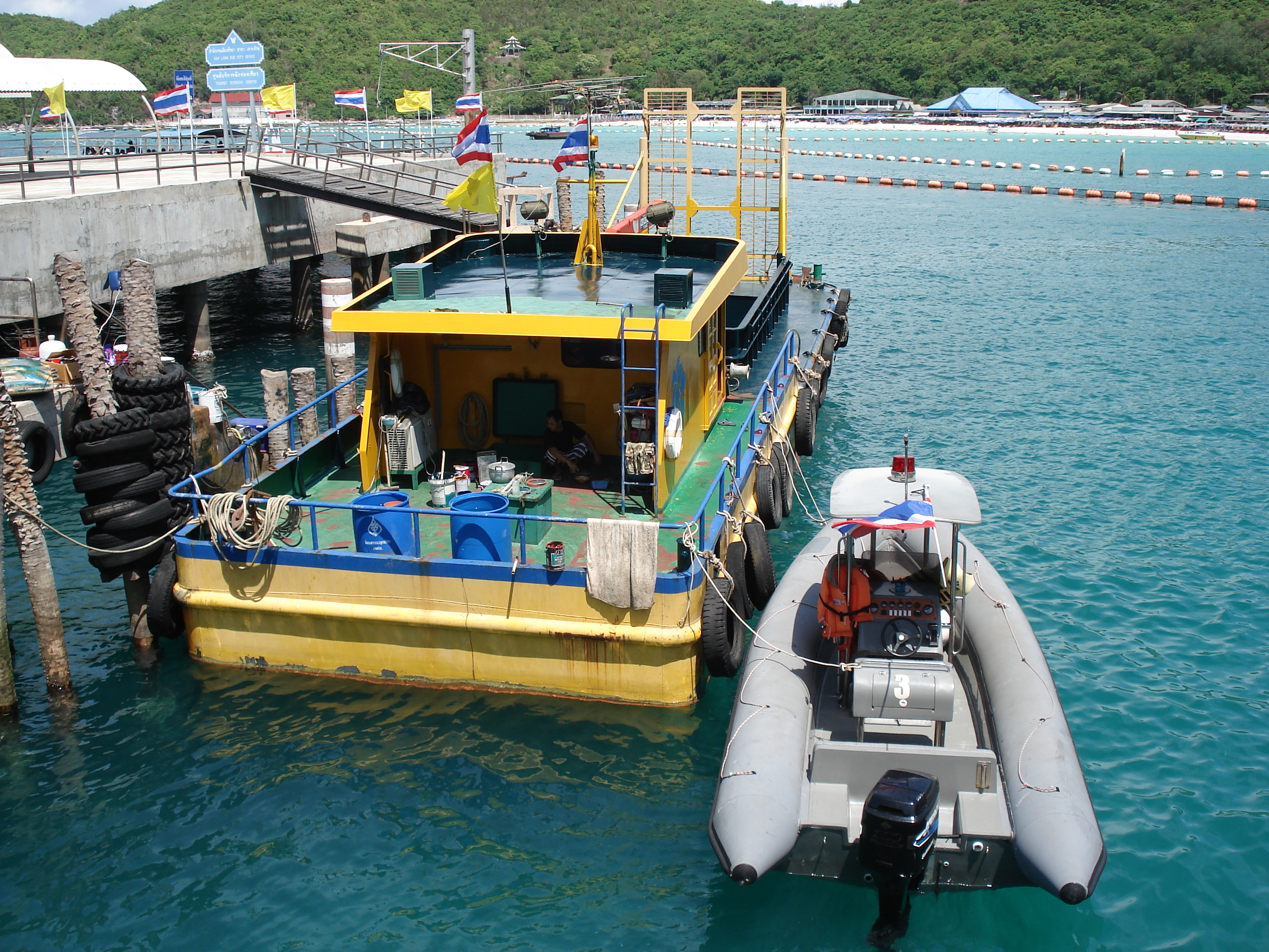 รูปถ่าย ไทย(Thailand) พัทยา(Pattaya) เกาะล้าน(Ko Larn) 2006-04 169