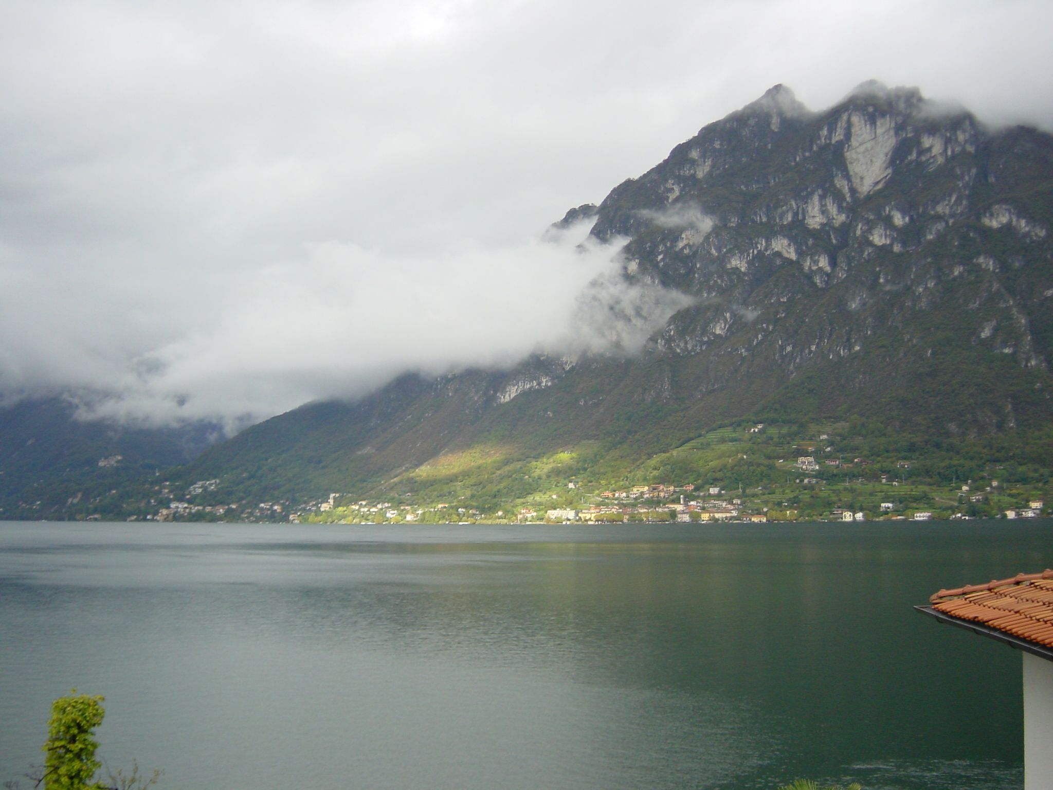 รูปถ่าย สวิสเซอร์แลนด์(Switzerland) ลูกาโน(Lugano) 2001-10 36