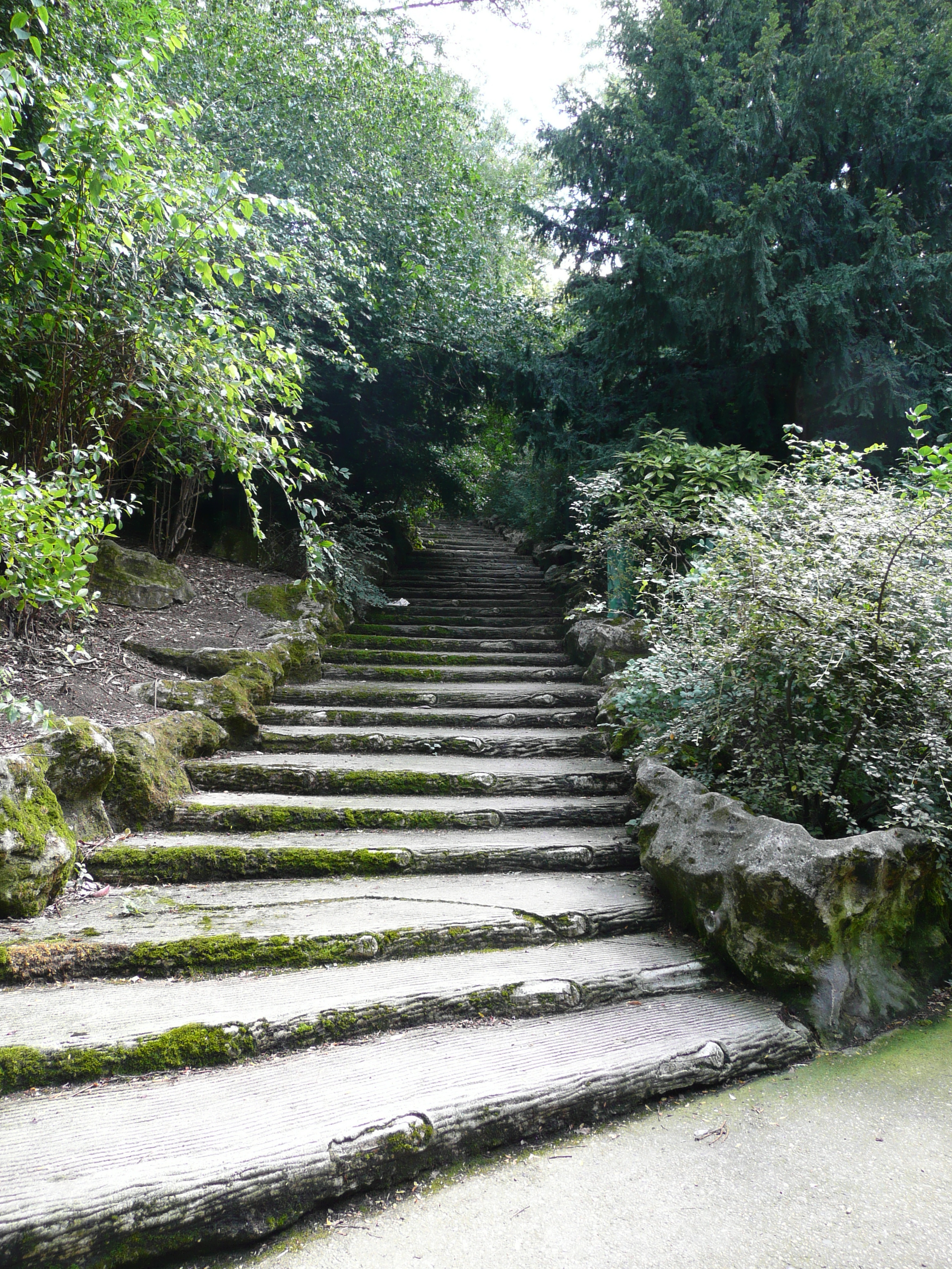 รูปถ่าย ฝรั่งเศส(France) ปารีส(Paris) สวนบุต-โชมง(Parc des Buttes Chaumont) 2007-08 12