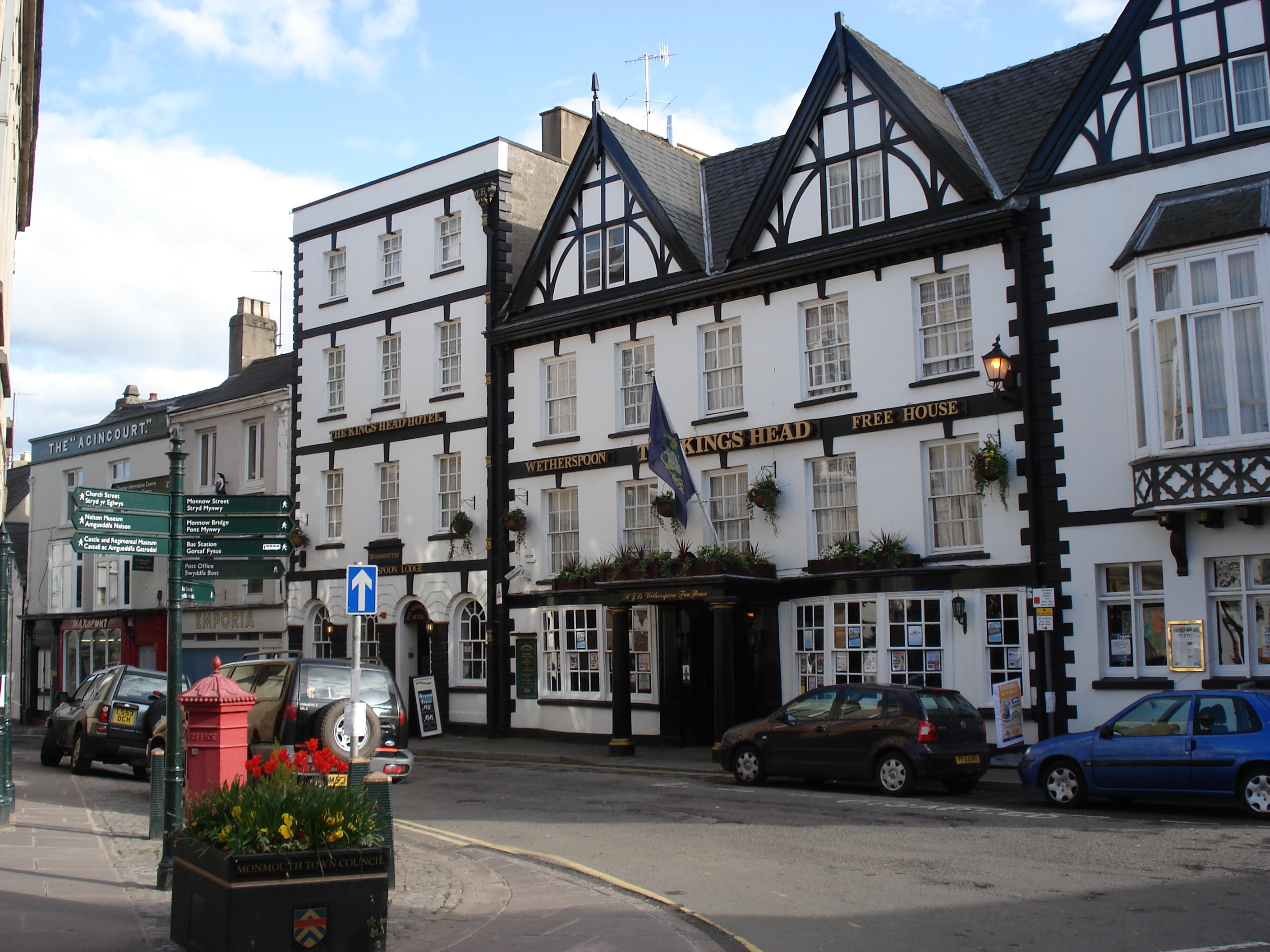 รูปถ่าย อังกฤษ(United Kingdom) มอนเมาธ์(Monmouth) 2006-05 8
