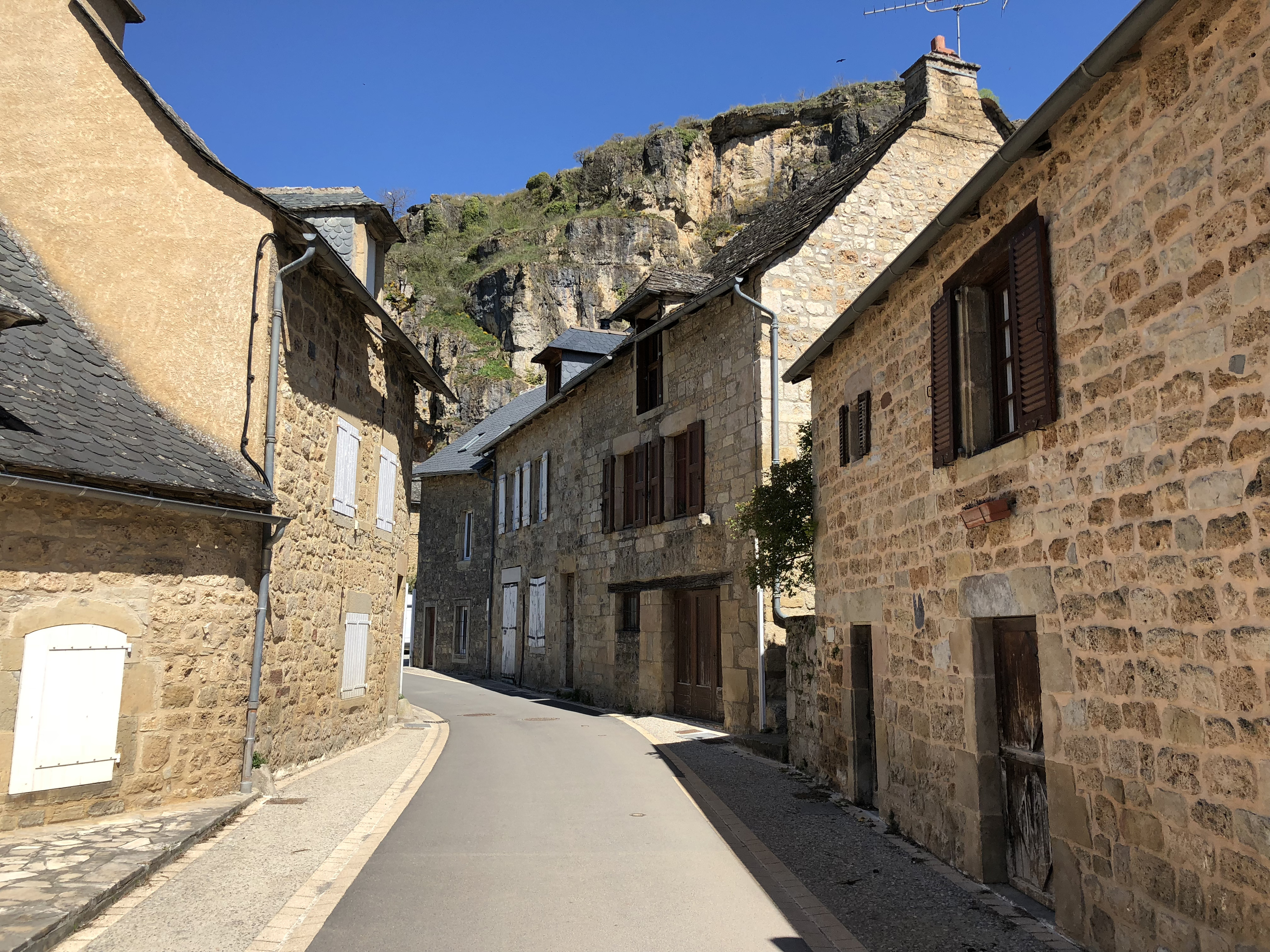 รูปถ่าย ฝรั่งเศส(France) ซาล-ลา-ซูร์ส(Salles la Source) 2018-04 2
