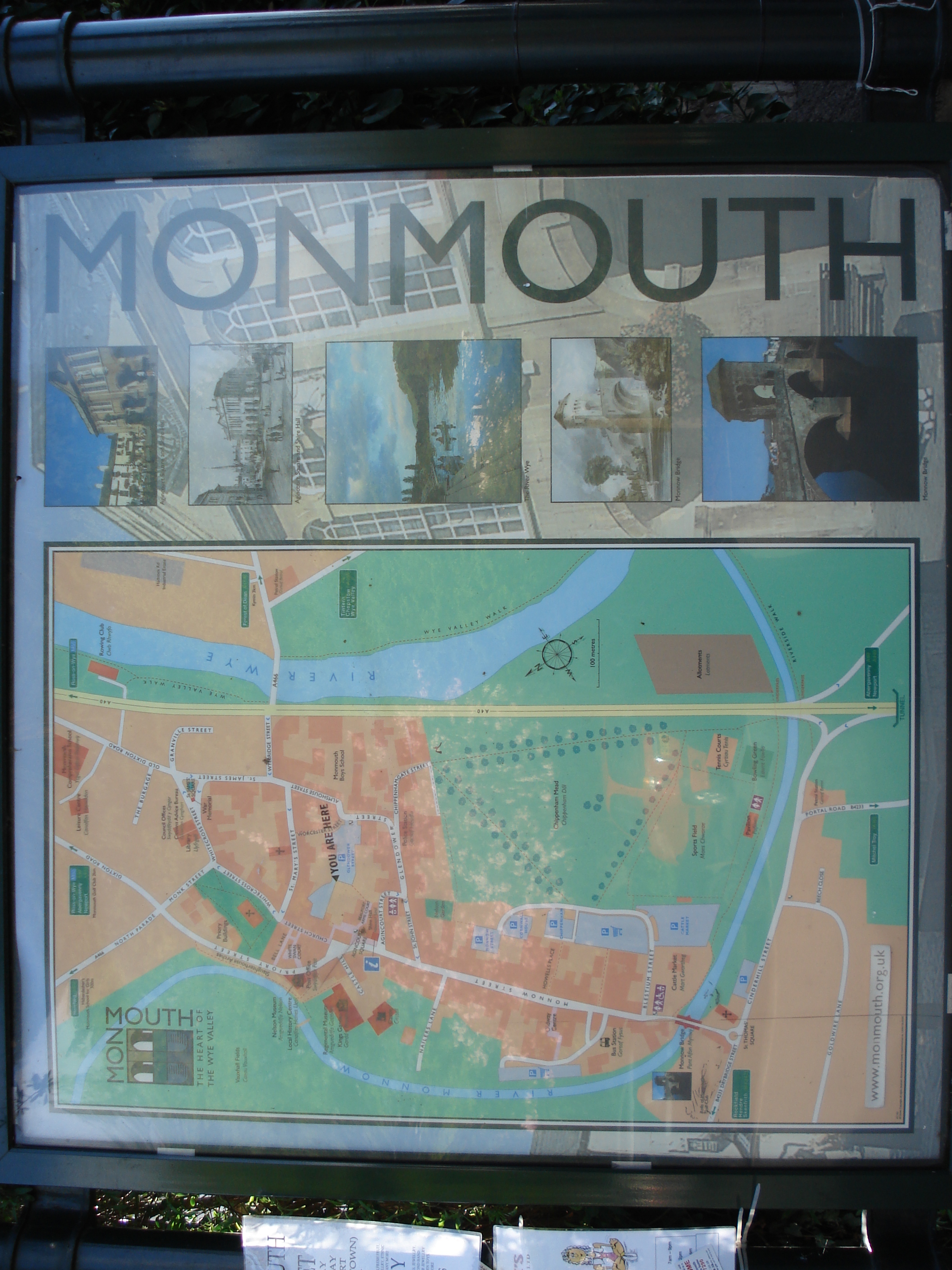 รูปถ่าย อังกฤษ(United Kingdom) มอนเมาธ์(Monmouth) 2006-05 31